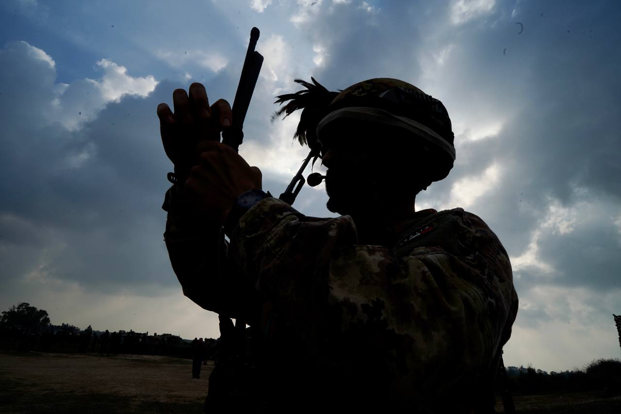 Galleria Il Capo di Stato Maggiore dell’Esercito incontra il Presidente Emiliano - Diapositiva 3 di 13