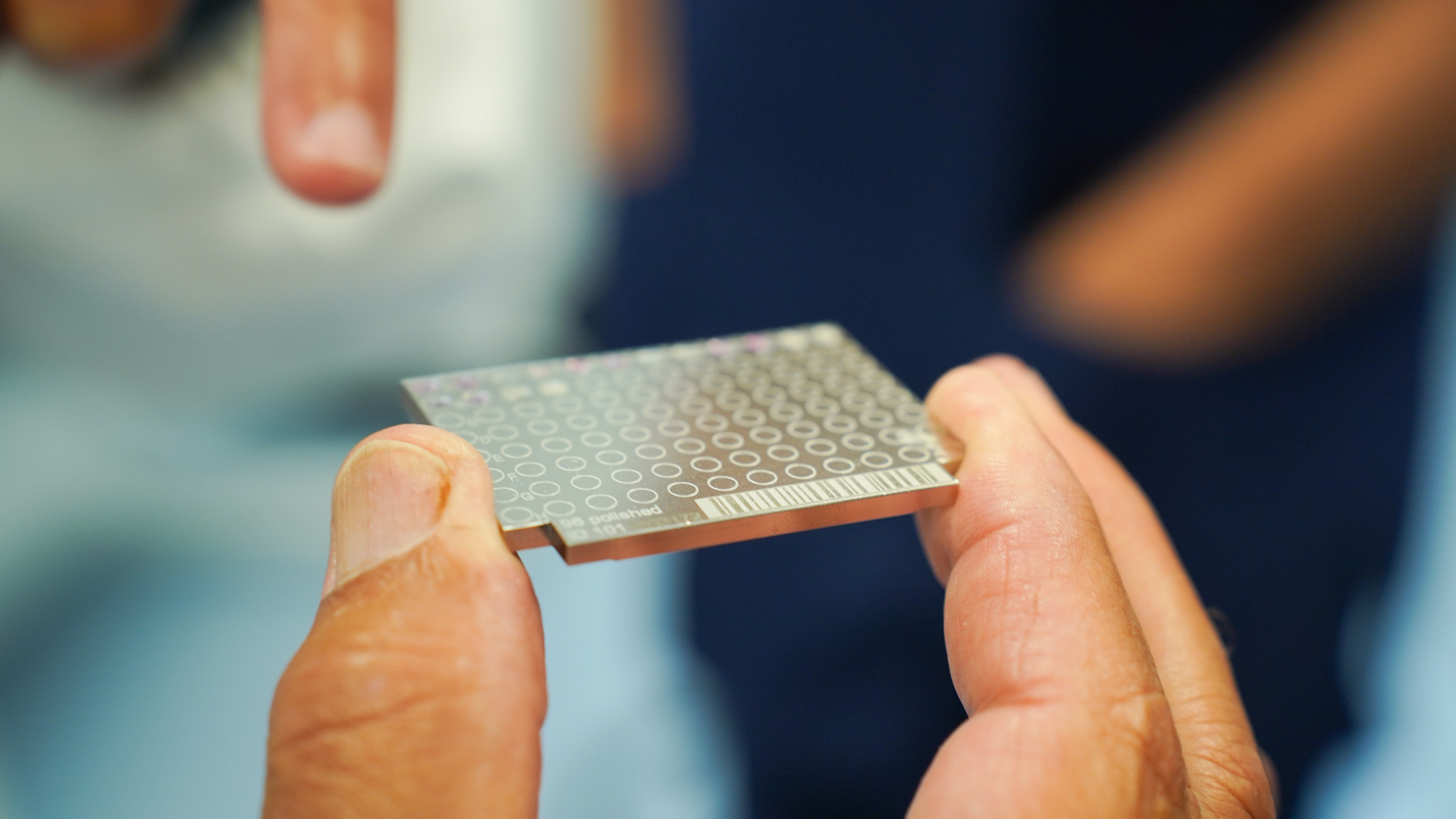 Galleria Nuovo laboratorio di Microbiologia provinciale della ASL all'ospedale Di Venere - Diapositiva 6 di 21