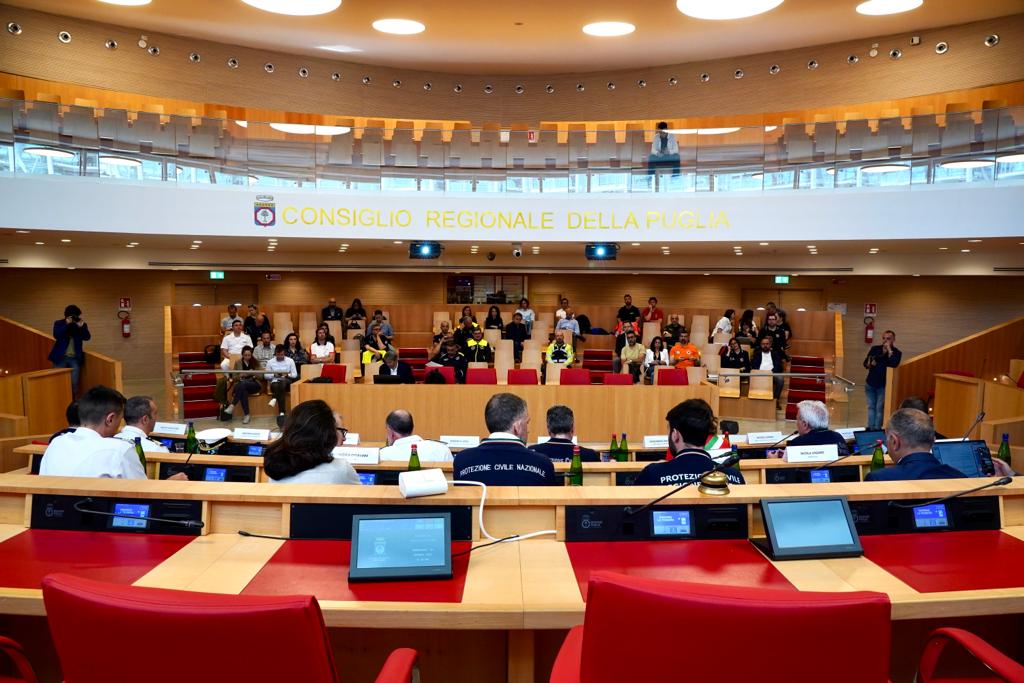 Galleria Protezione civile, il bilancio dell’esercitazione in mare a Lesina. Evento di chiusura nella sala del Consiglio regionale del progetto Interreg Italia-Croazia “Firespill” - Diapositiva 12 di 13