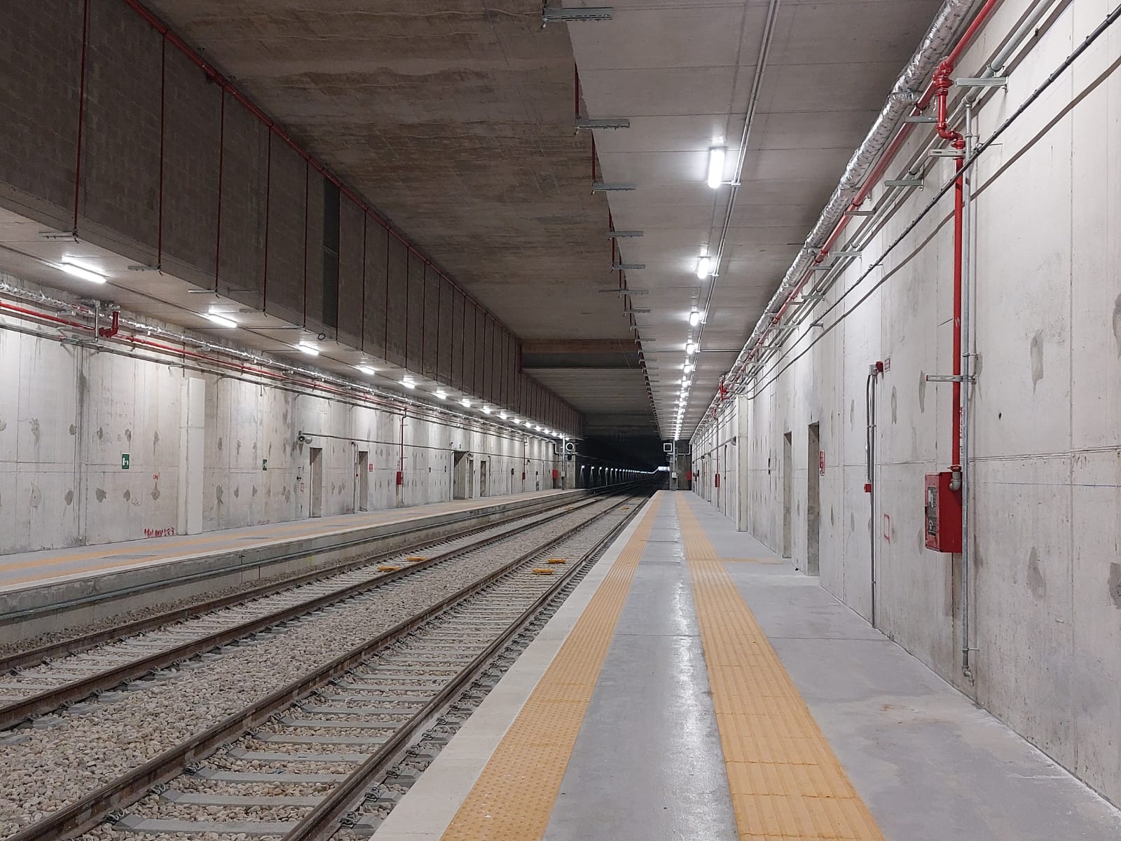 Galleria Trasporti, l’assessore Ciliento visita il cantiere della stazione interrata di Capurso - Diapositiva 3 di 7