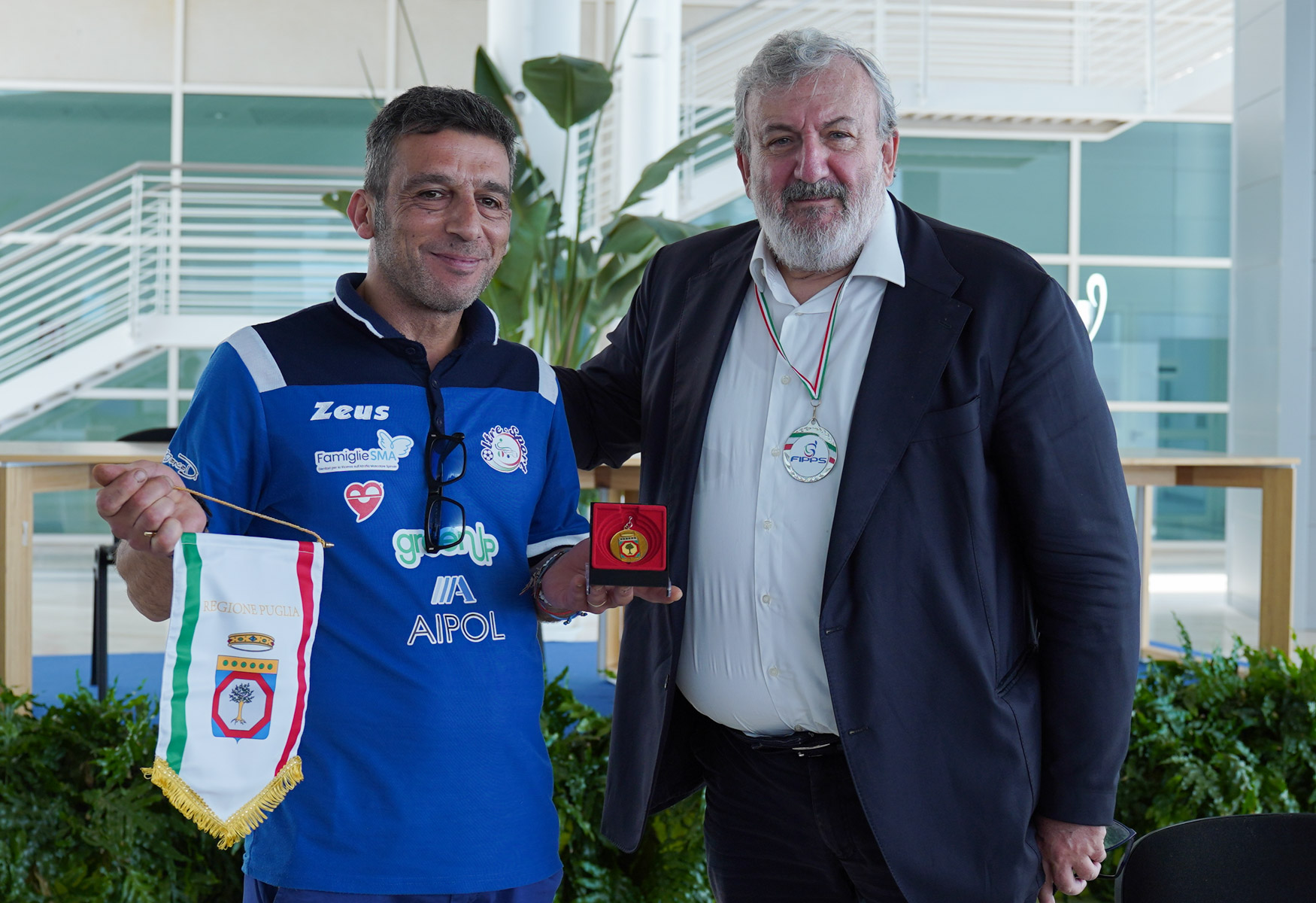 Galleria Emiliano riceve la squadra 