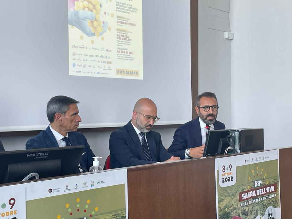 Galleria Al via la 58esima Sagra dell’Uva di Rutigliano 8-9 ottobre 2022 - Diapositiva 1 di 2