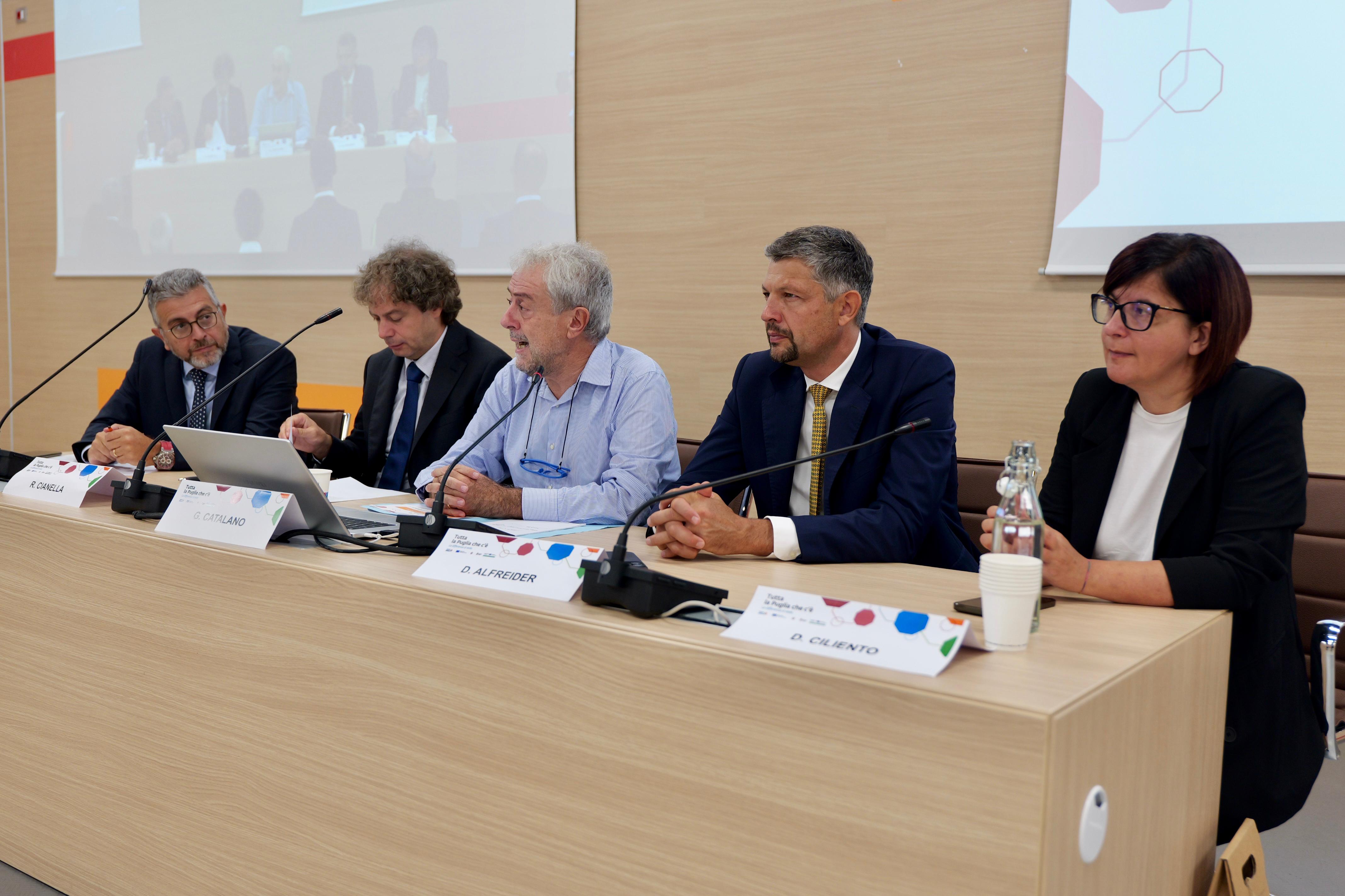 Galleria “La Puglia hub dell’idrogeno: esperienze e prospettive a confronto” - Diapositiva 2 di 8