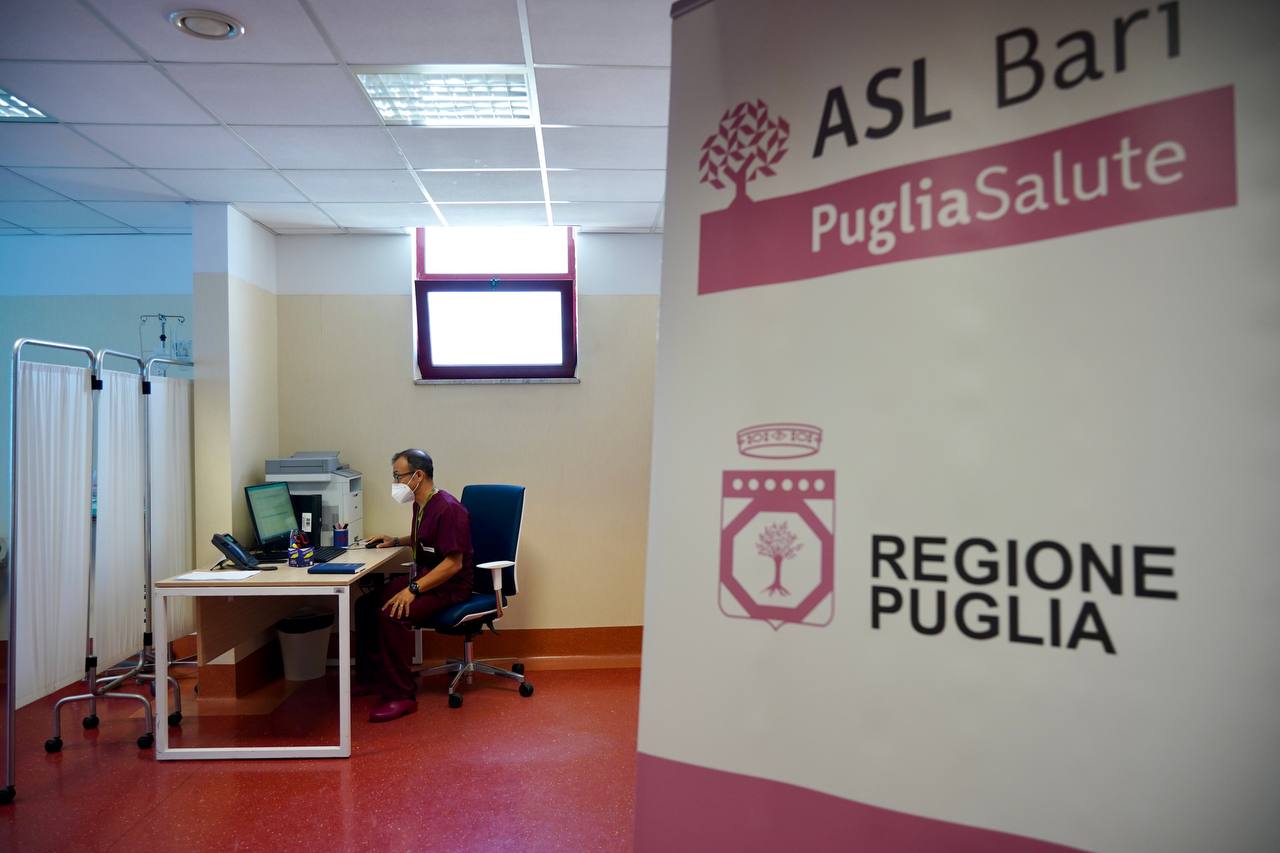 Galleria Grumo Appula, attivato un nuovo ambulatorio di Fragilità, Terapia del Dolore e Cure Palliative. Le dichiarazioni di Rocco Palese - Diapositiva 6 di 11