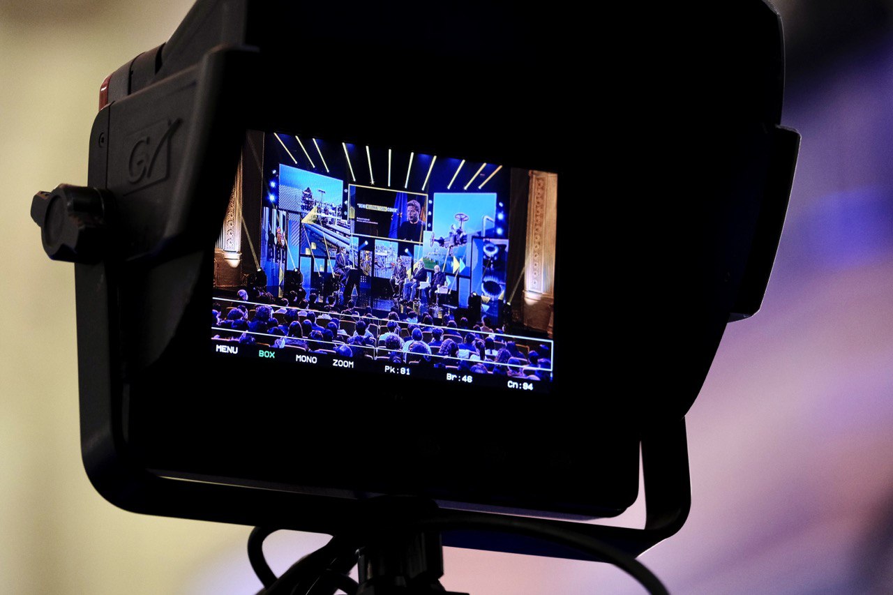 Galleria Emiliano a Sky tg24 live in Bari: “Pnrr, il progetto di bandiera della Puglia è Taranto città dell’idrogeno” - Diapositiva 15 di 16