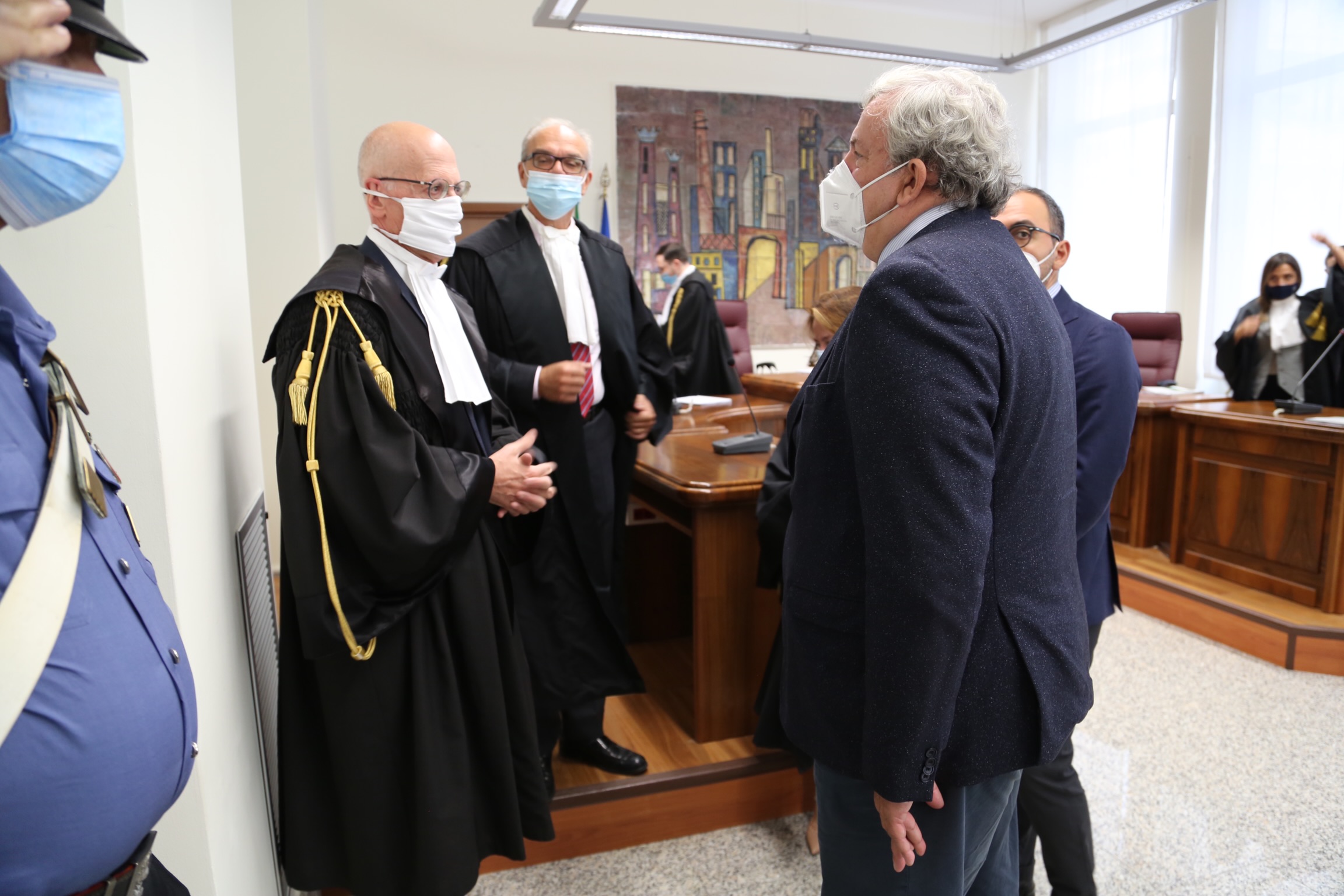 Galleria Corte dei Conti promuove il bilancio della Regione Puglia - Diapositiva 2 di 8