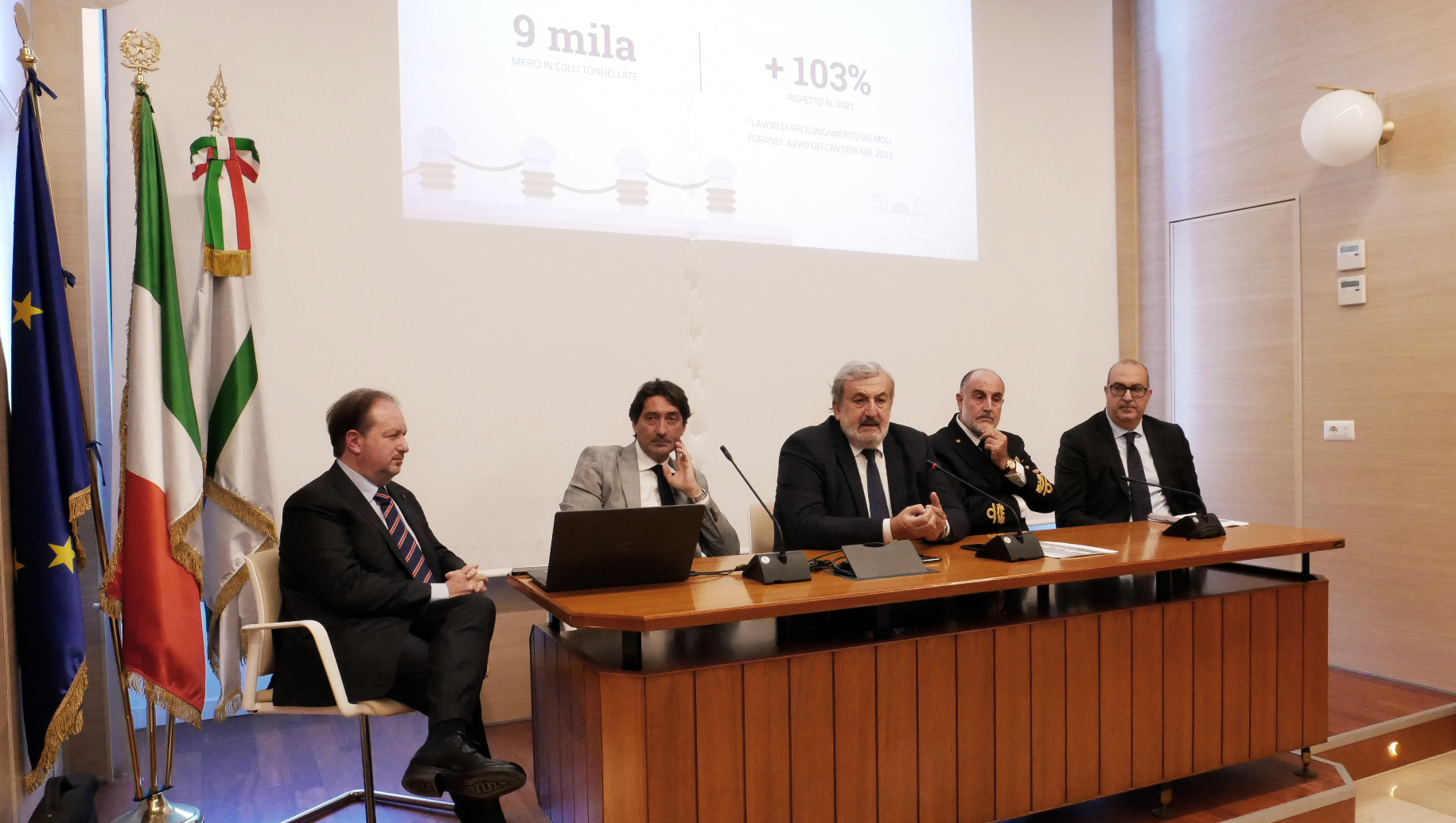 Galleria Nautica in Puglia, dati e prospettive. Emiliano: “Grazie a un costruttivo lavoro di squadra abbiamo riposizionato i porti pugliesi tra i migliori porti italiani” - Diapositiva 11 di 11