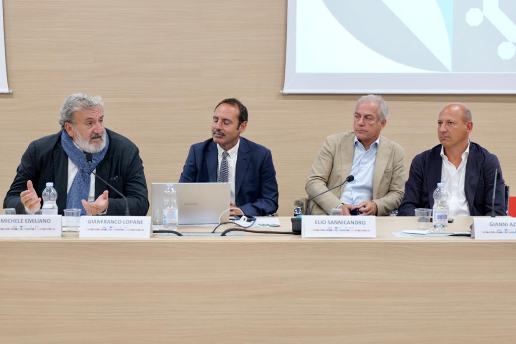 Galleria FdL 2023. Il presidente Emiliano al convegno su “Taranto e l’eredità di tremila anni di storia” - Diapositiva 6 di 7