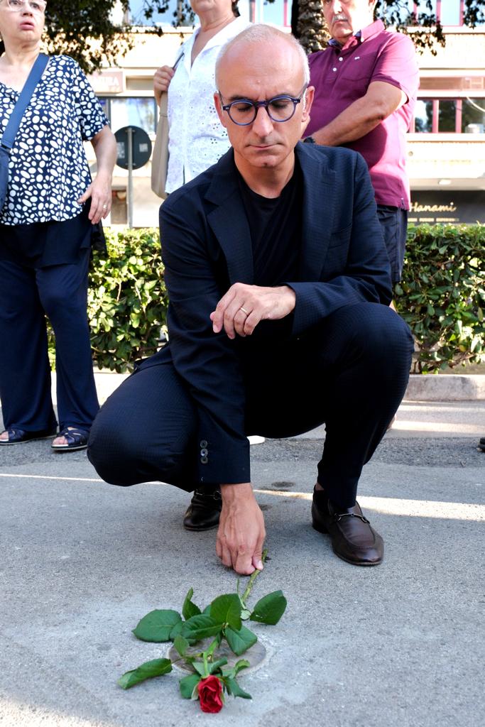 Galleria Oggi a Bari cerimonia per l’anniversario della strage di via Nicolò dell'Arca - Diapositiva 9 di 9