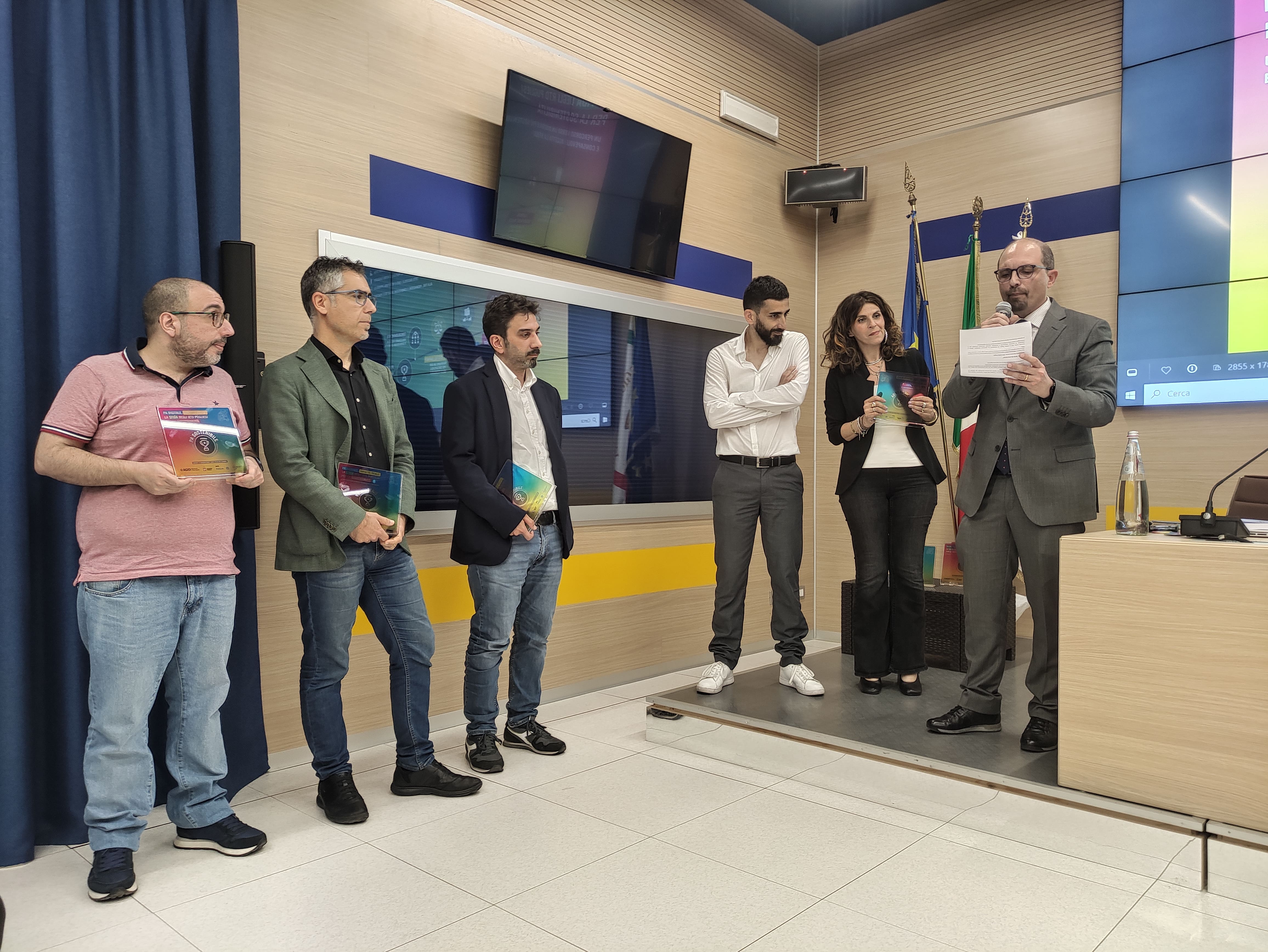 Galleria “PA Digitale, Impatto Reale” i vincitori della sfida tra i Responsabili della Transizione Digitale della Puglia in ottica di sostenibilità ambientale  &nbsp; - Diapositiva 10 di 13