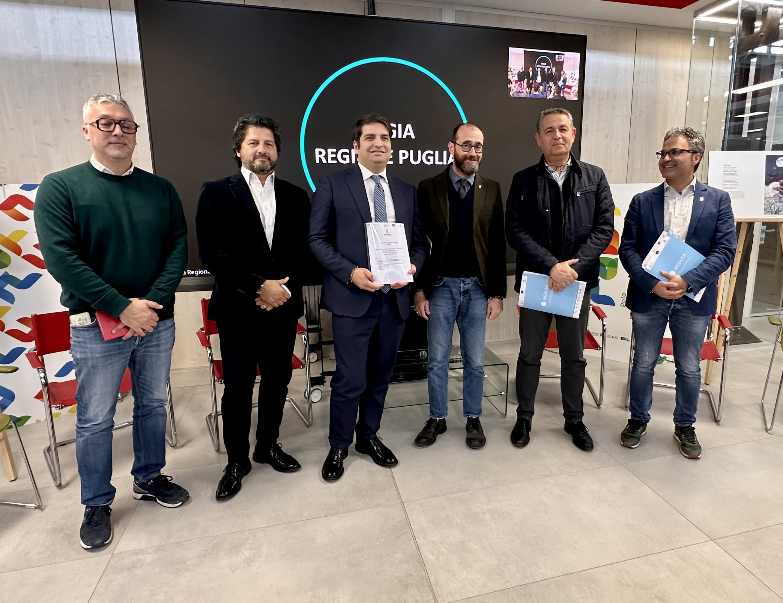 Galleria Protocollo d’Intesa Progetto Medusa, firmata l’alleanza strategica tra il Dipartimento regionale Turismo e Cultura e i Parchi e le Aree Marine Protette pugliesi per lo sviluppo del segmento del Turismo d’Avventura - Diapositiva 7 di 8