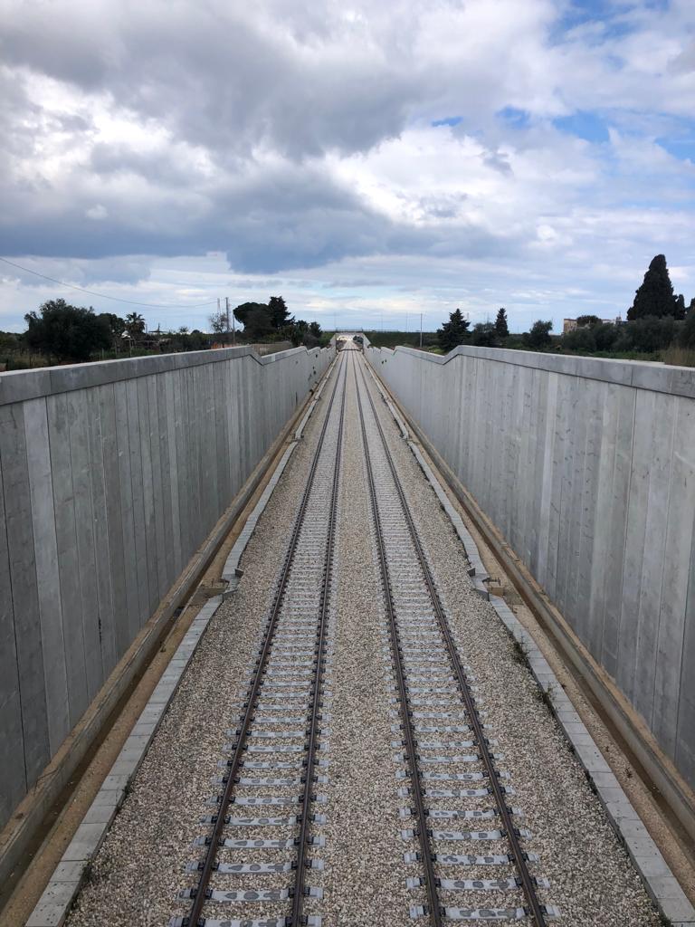 Galleria Maurodinoia, sopralluogo con FSE e sindaco di Triggiano sul cantiere dell’interramento dei binari ferroviari - Diapositiva 11 di 11