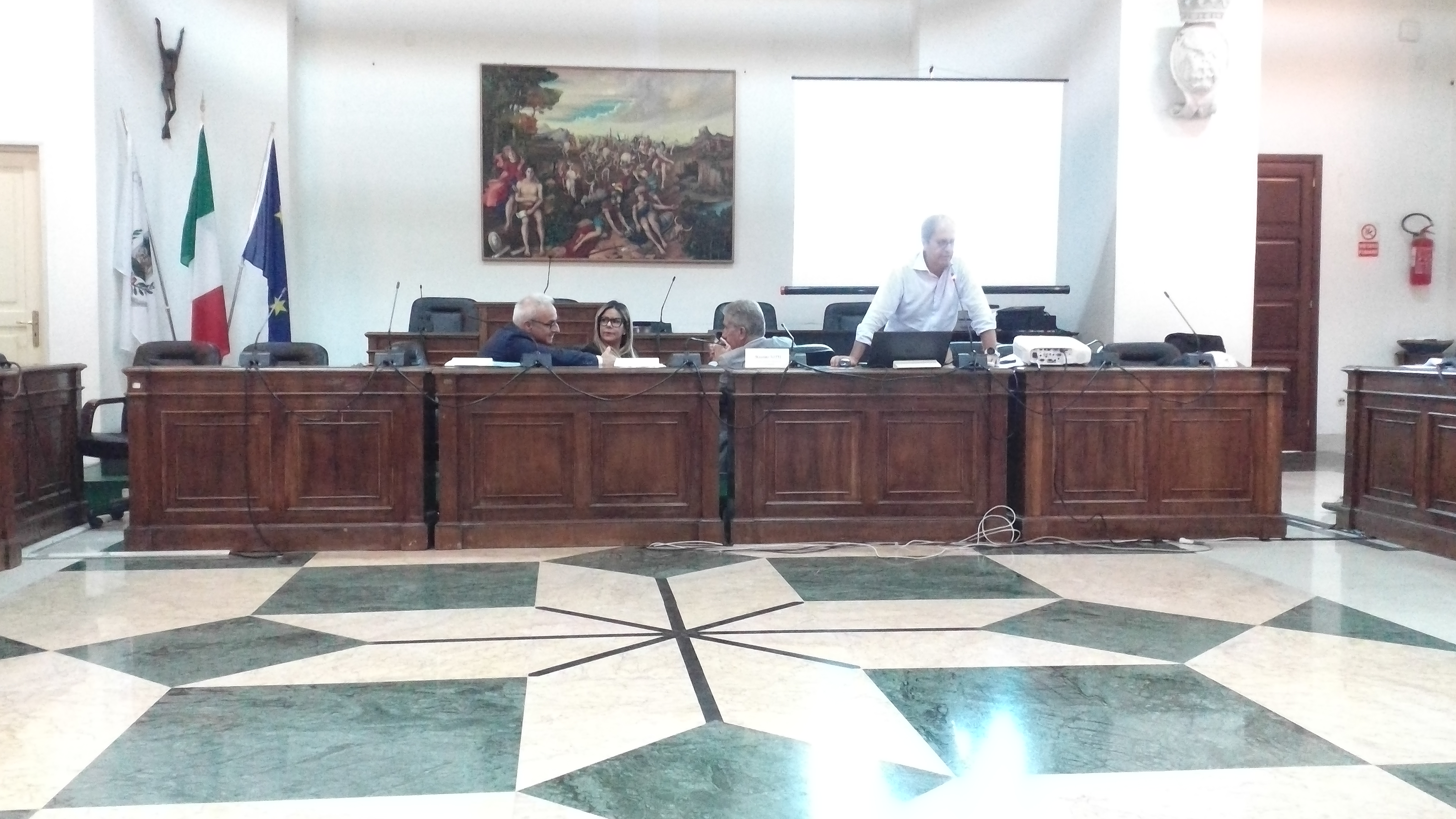 Galleria Presentato da Regione, Comune di Bitonto e Ferrotramviaria il progetto del sottopasso ferroviario di via Santo Spirito a Bitonto grazie al quale verrà eliminato un altro passaggio a livello - Diapositiva 2 di 4