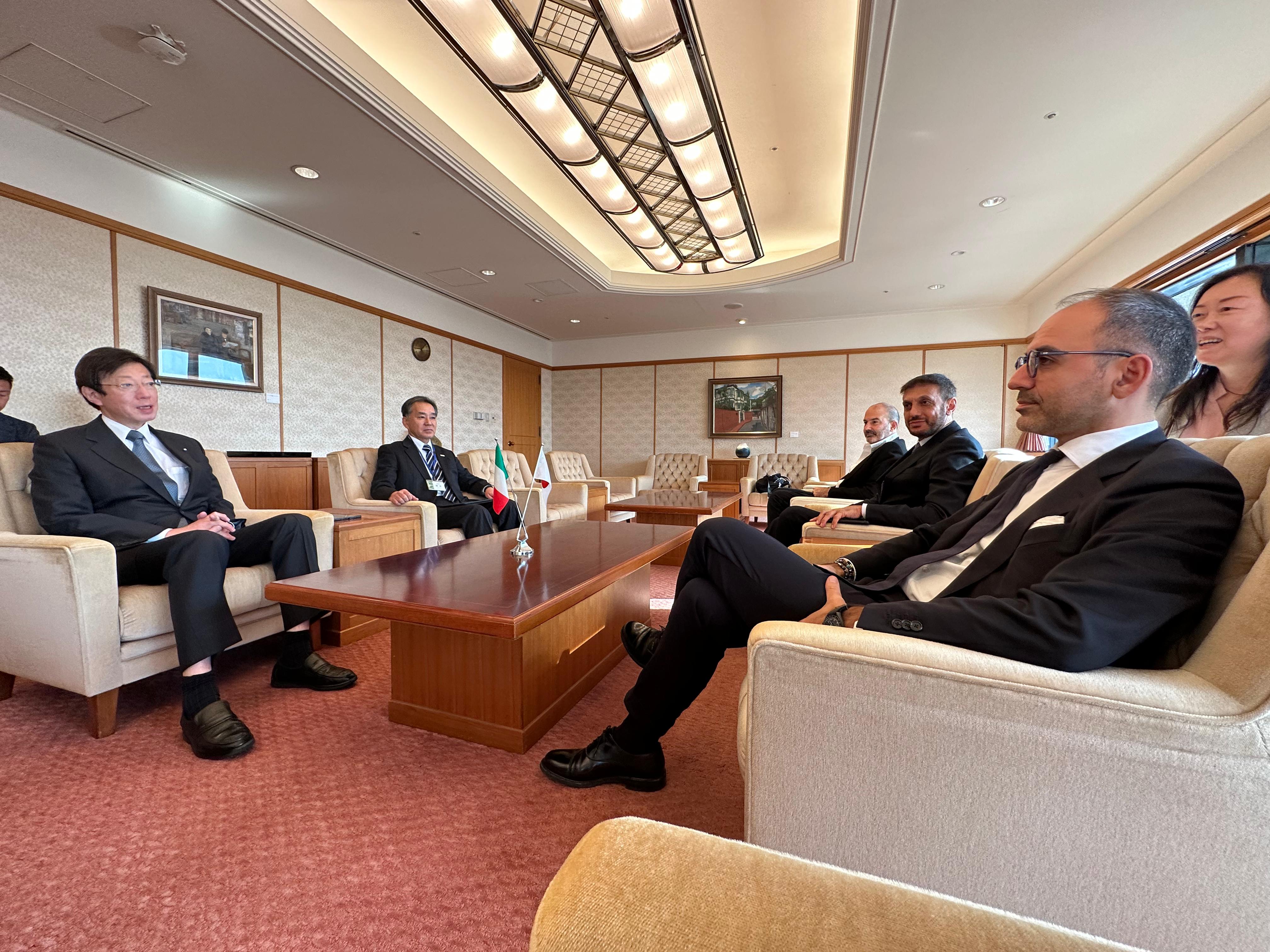 Galleria Grande successo dell’evento Puglia Lifestyle a Osaka - Diapositiva 1 di 28