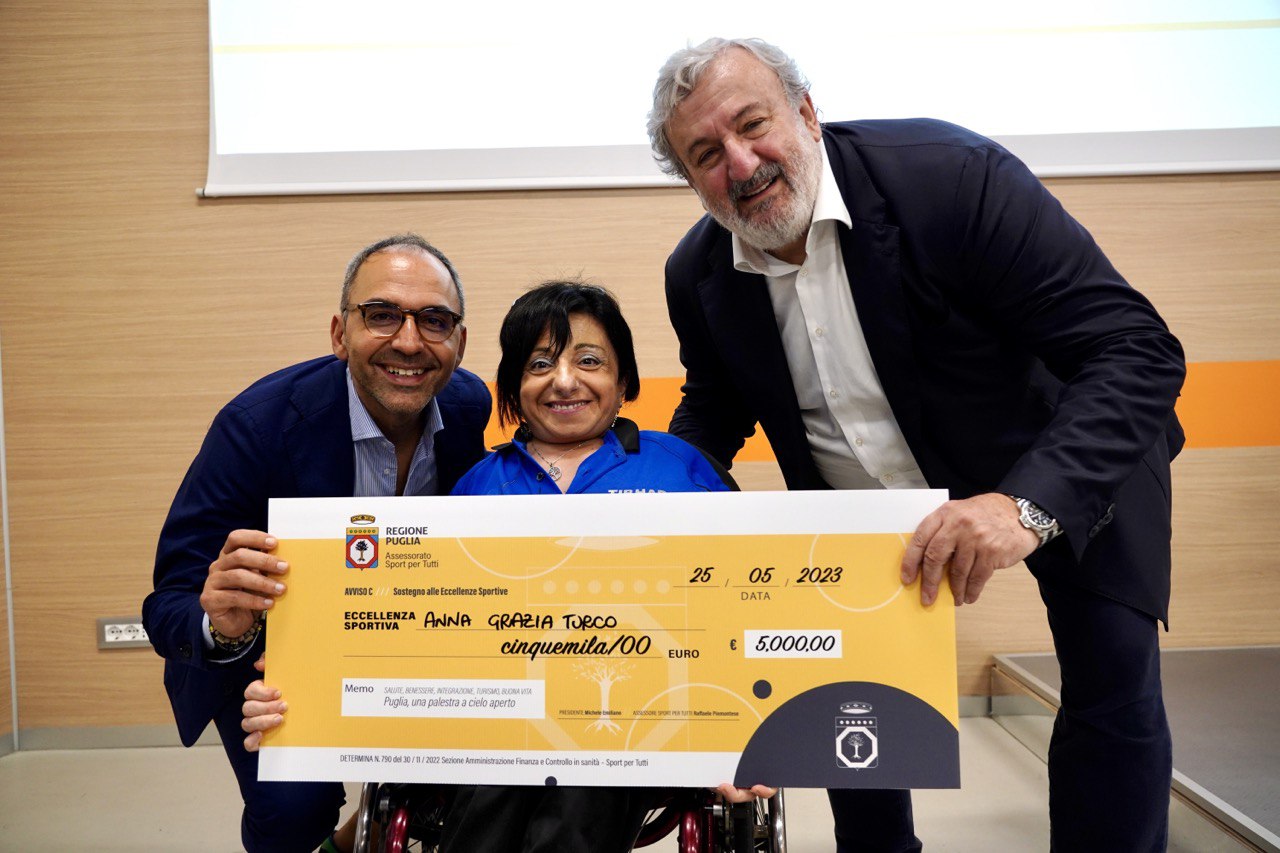 Galleria Emiliano e Piemontese alla Giornata dello Sport per Tutti. La Puglia si candida a Regione europea dello Sport 2026. Premiate 68 eccellenze sportive e presentato il Programma operativo sport 2023 - Diapositiva 7 di 14