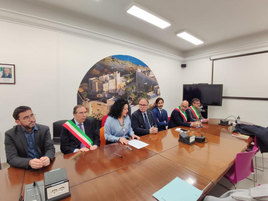 Galleria Puglia e Albania insieme per la valorizzazione della minoranza arbëreshë - Diapositiva 3 di 4