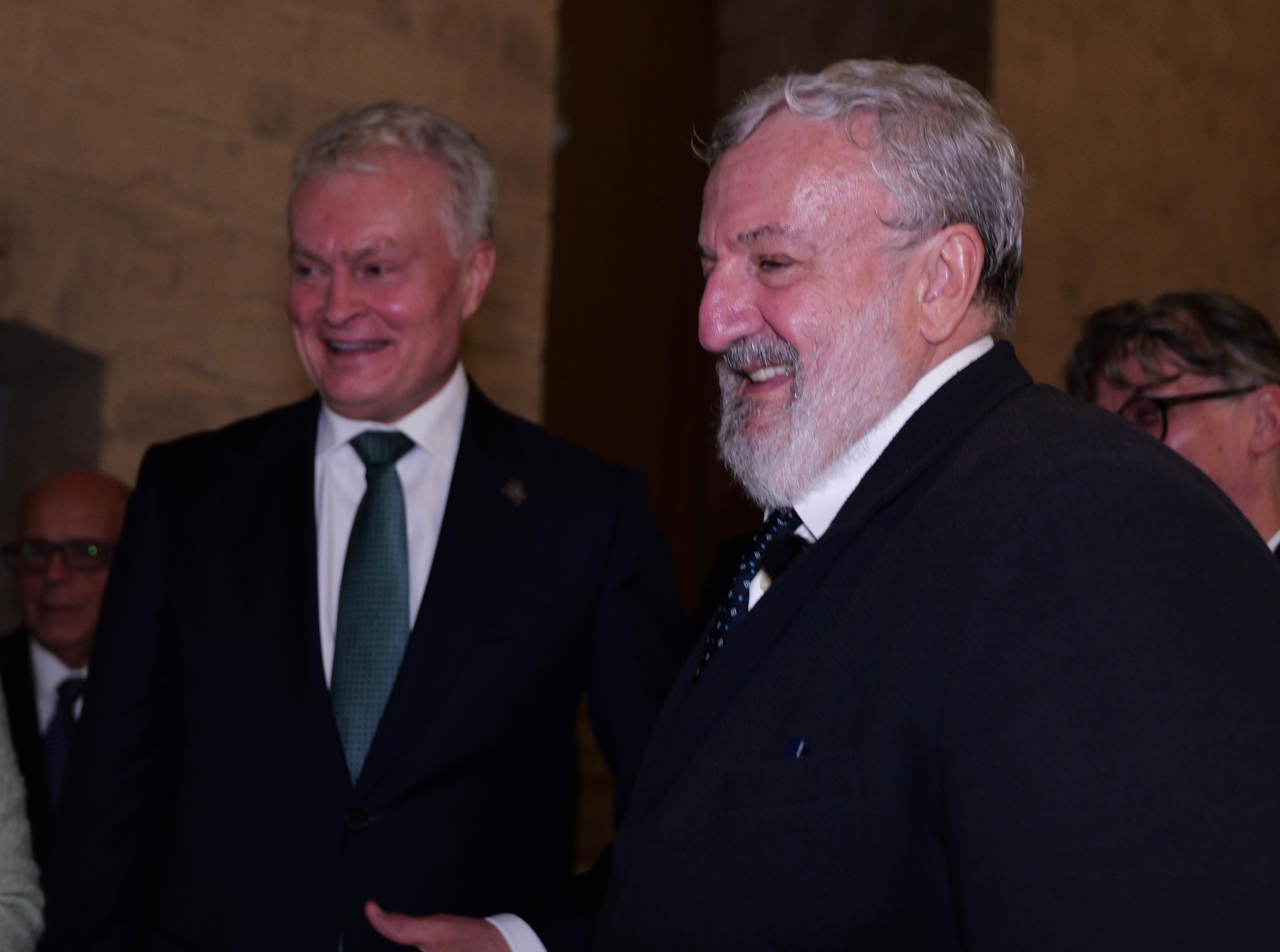 Galleria EMILIANO ACCOGLIE IL PRESIDENTE DELLA REPUBBLICA DI LITUANIA NAUSĖDA - Diapositiva 4 di 14