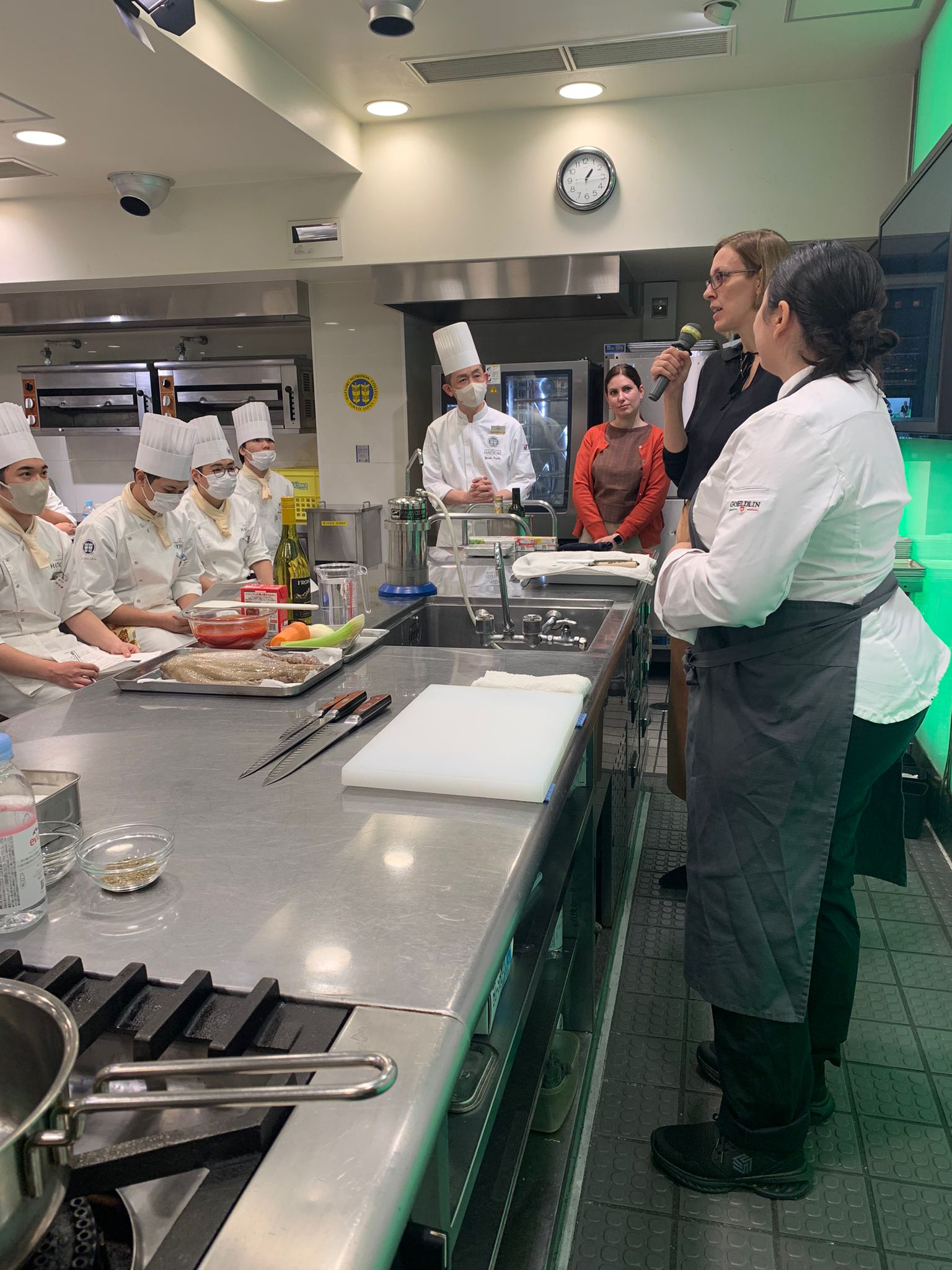 Galleria MASTERCLASS DELLA CHEF PUGLIESE MARROCCO NEL PRESTIGIOSO “HATTORI NUTRITION COLLEGE” DI TOKYO - Diapositiva 12 di 22