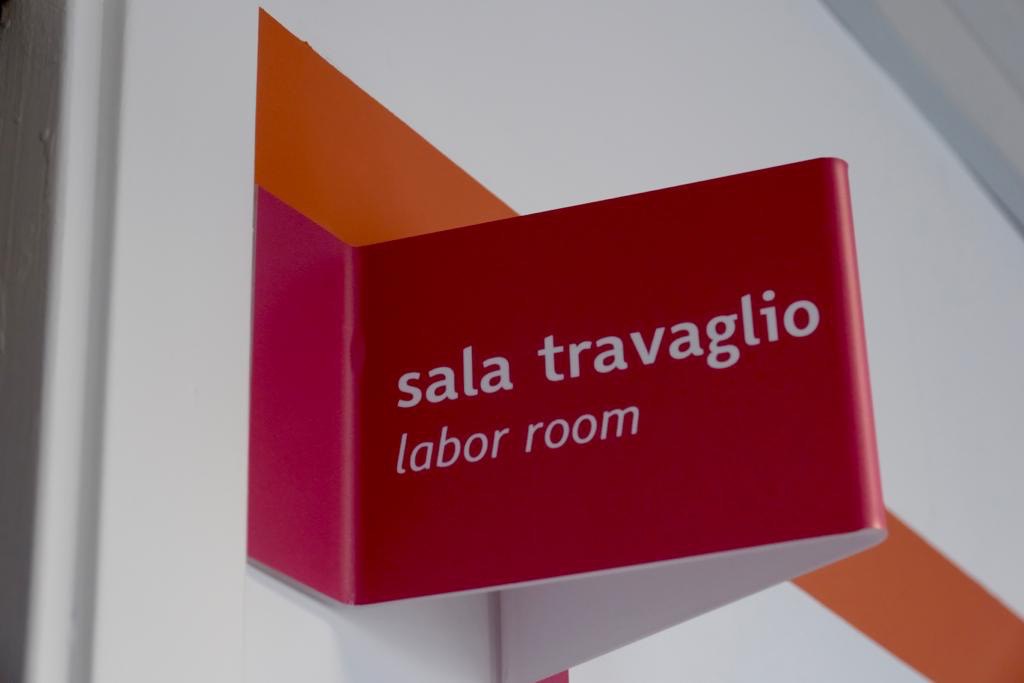 Galleria SI TORNA A NASCERE ALL'OSPEDALE DI BISCEGLIE: INAUGURATO OGGI IL REPARTO DI OSTETRICIA E GINECOLOGIA - Diapositiva 1 di 12