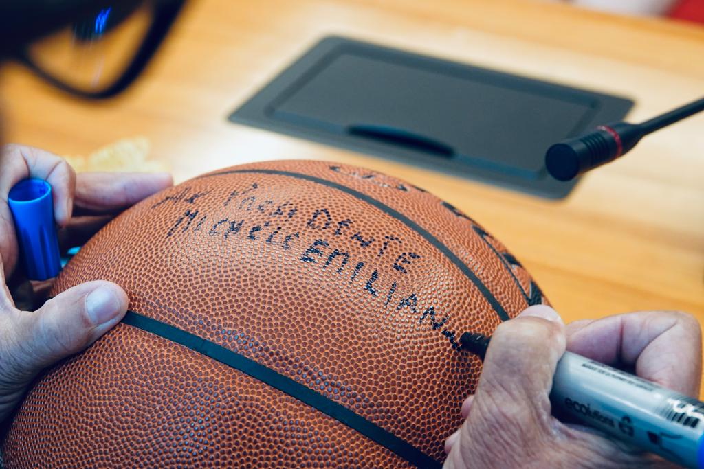 Galleria LE SQUADRE GIOVANILI DEL BASKET ANGIULLI RICEVUTE DAL PRESIDENTE EMILIANO - Diapositiva 3 di 8