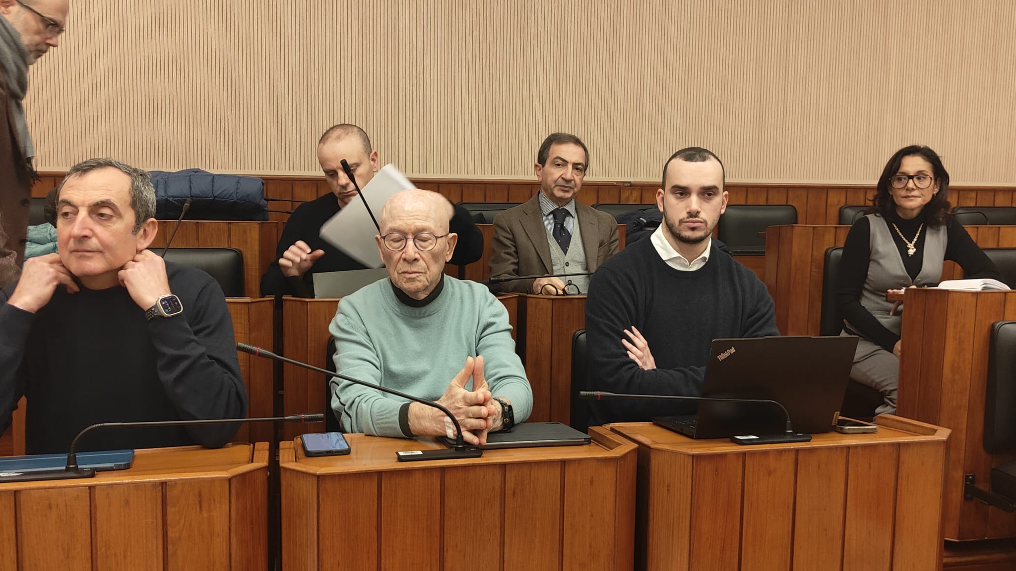 Galleria Tavoli tecnici Natuzzi, Di Sciascio: “Le misure regionali hanno come obiettivo centrale la tutela del lavoro e dei lavoratori. Da Natuzzi l’impegno ad elaborare nuove linee guida per progetto industriale” - Diapositiva 1 di 2