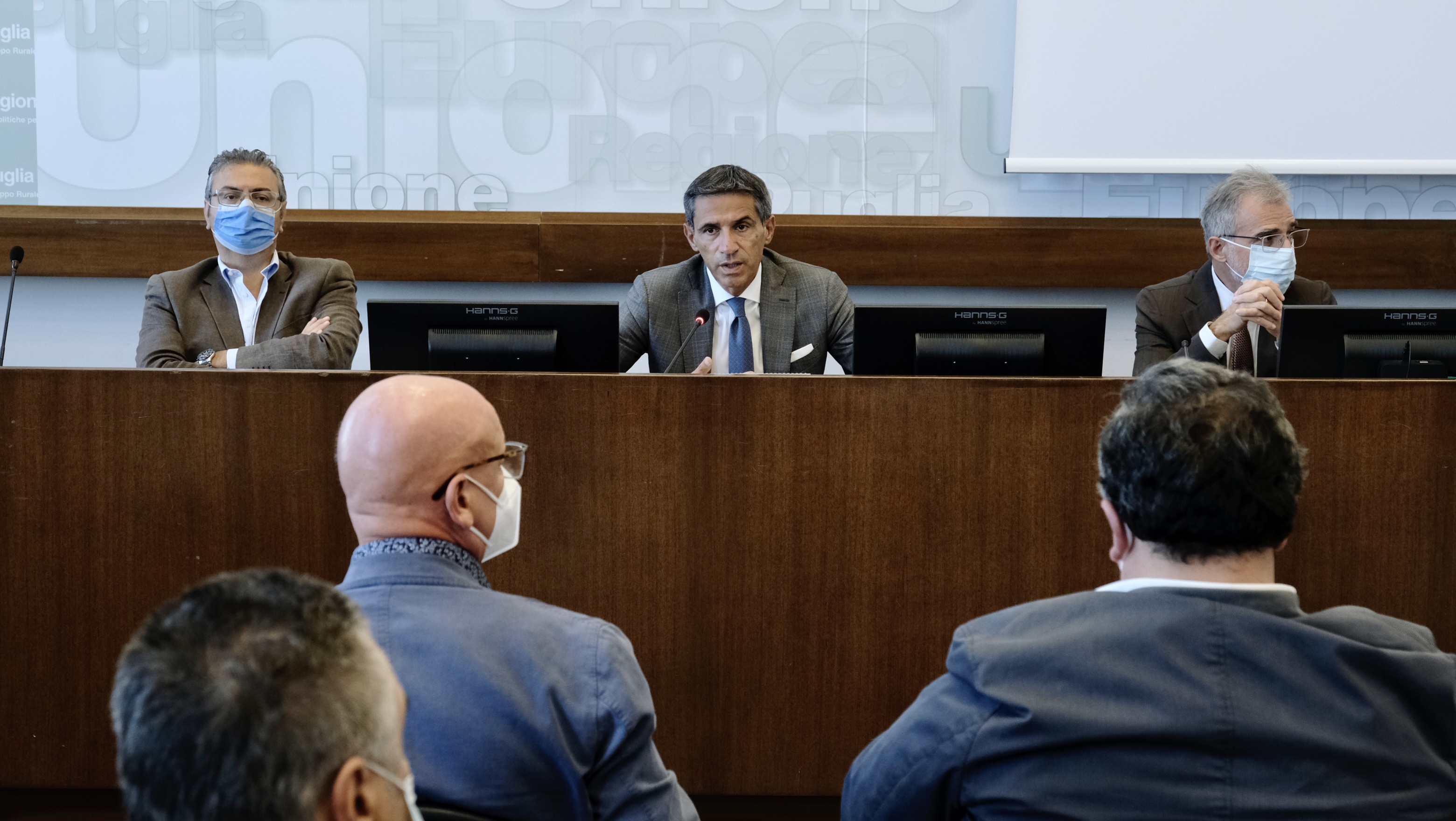 Galleria LATTIERO-CASEARIO: SIGLATO IL PROTOCOLLO D’INTESA PER LA VALORIZZAZIONE DEL SETTORE, PENTASSUGLIA: “UN PASSO STORICO NEL SEGNO DELLA RESPONSABILIZZAZIONE DI TUTTI GLI ATTORI DELLA FILIERA” - Diapositiva 1 di 6