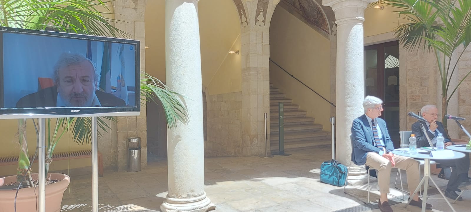 Galleria “La democrazia fragile del XXI secolo”, l’intervento del presidente Emiliano a Barletta per la giornata di studi in memoria di Alfredo Reichlin - Diapositiva 6 di 6