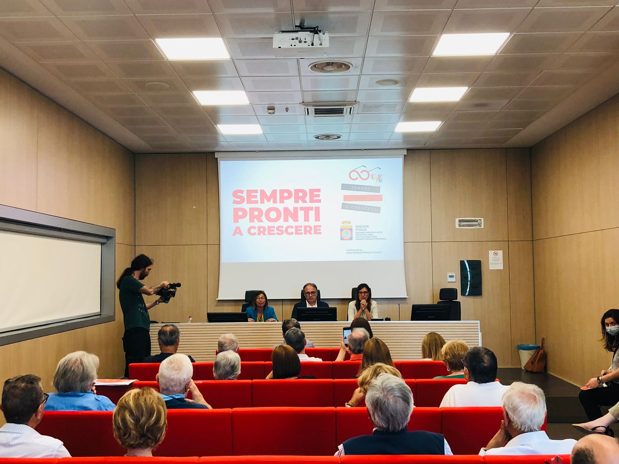 Galleria Vent’anni della Legge regionale delle Università popolari e della Terza età: oltre duecento iniziative in Puglia - Diapositiva 4 di 4