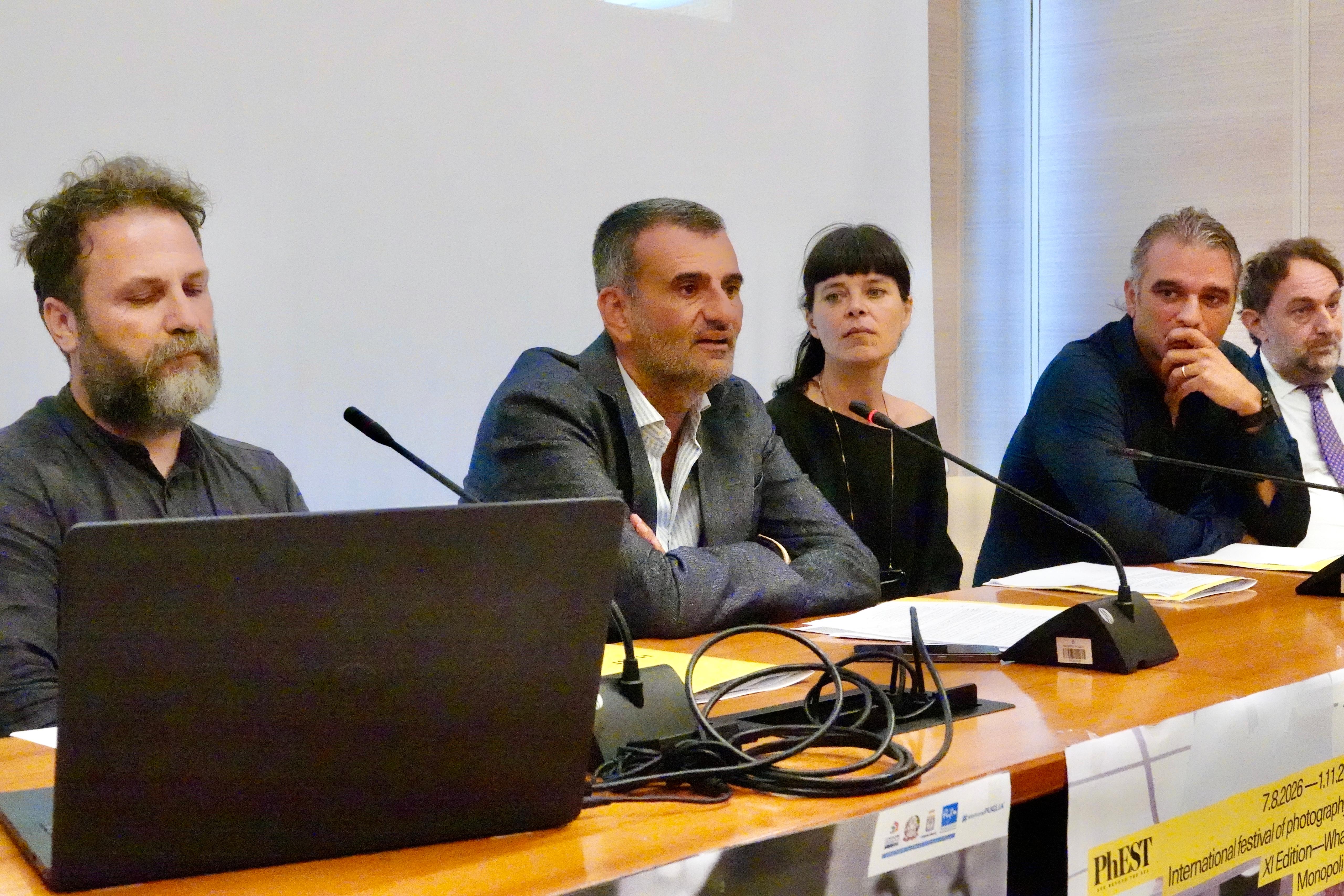 Galleria Presentata in Regione Puglia la XI edizione di PhEST – Festival internazionale di Fotografia e Arte in programma a Monopoli dal 7 agosto al 1° novembre - Diapositiva 5 di 9