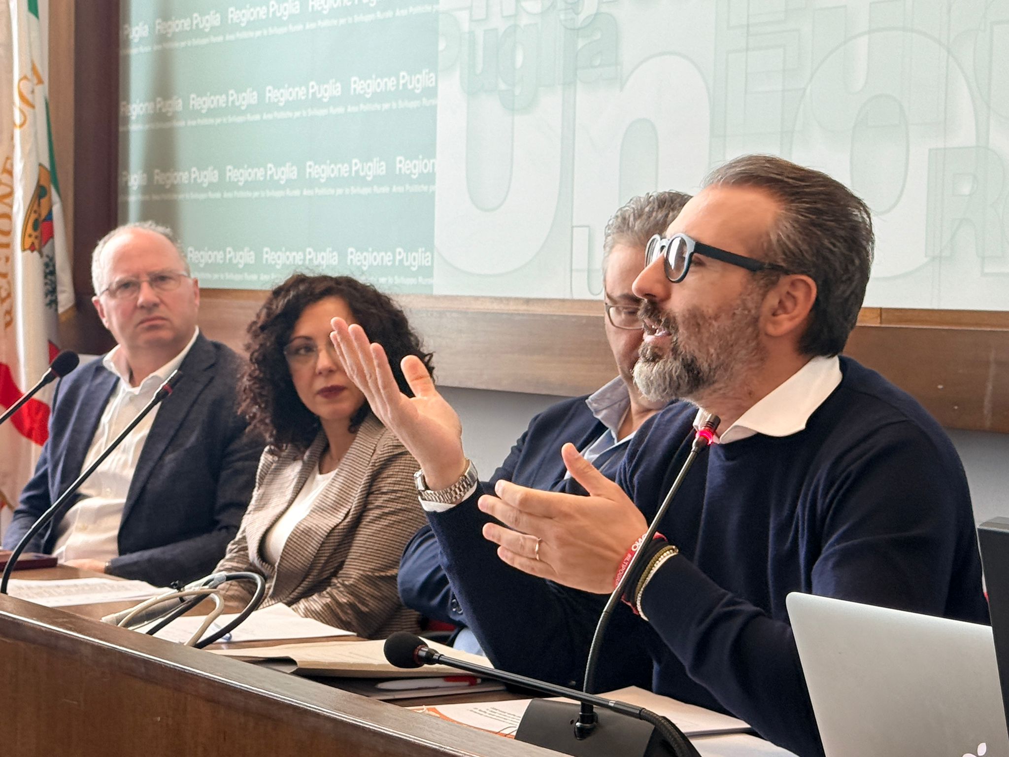 Galleria Gal, Paolicelli convoca i Gruppi di Azione Locale: “Le risorse non si possono sprecare. Ora serve un cambio di passo concreto” - Diapositiva 4 di 4