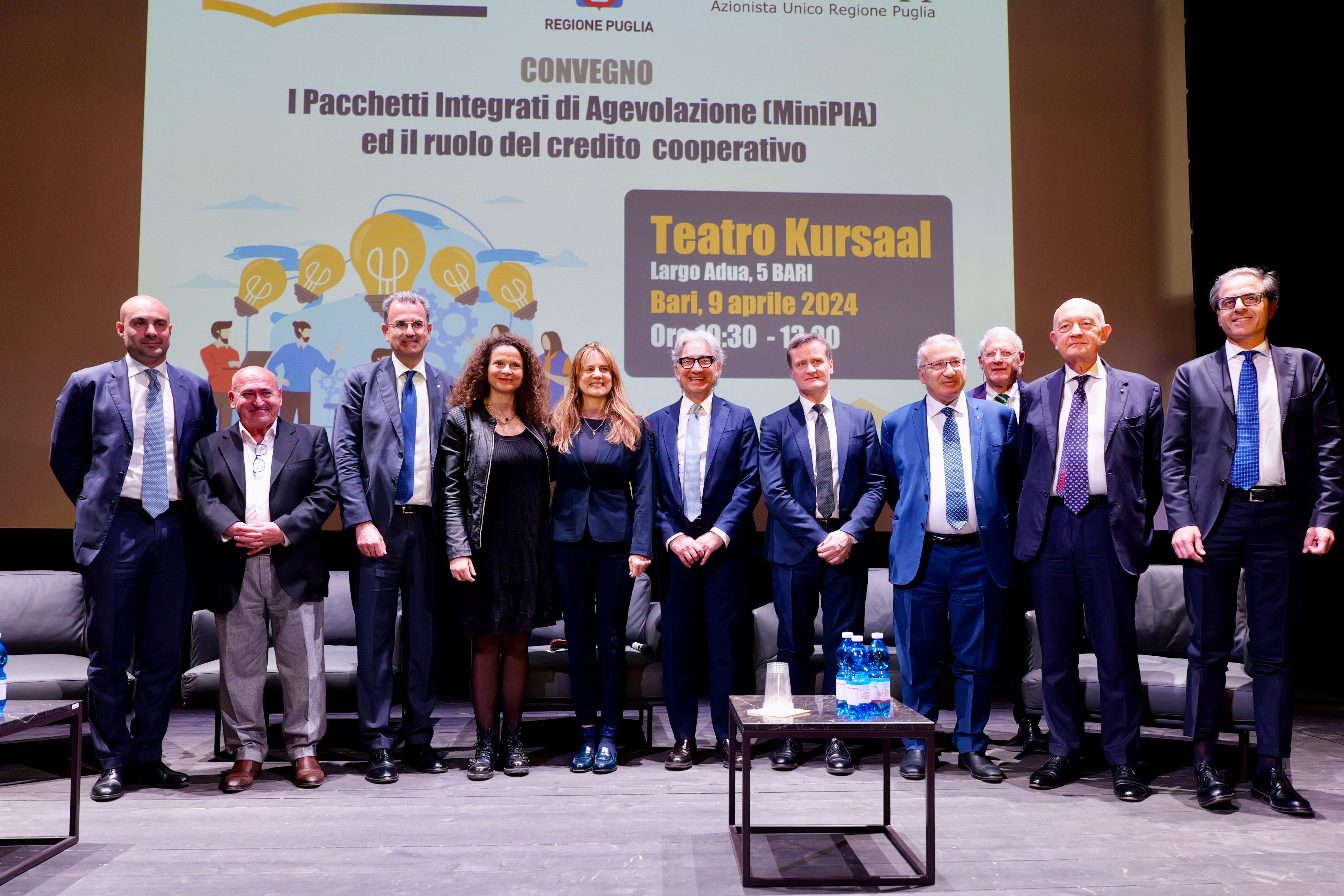 Galleria OGGI DELLI NOCI A INCONTRO SU “MINI PIA E IL RUOLO DEL CREDITO COOPERATIVO” - Diapositiva 5 di 9