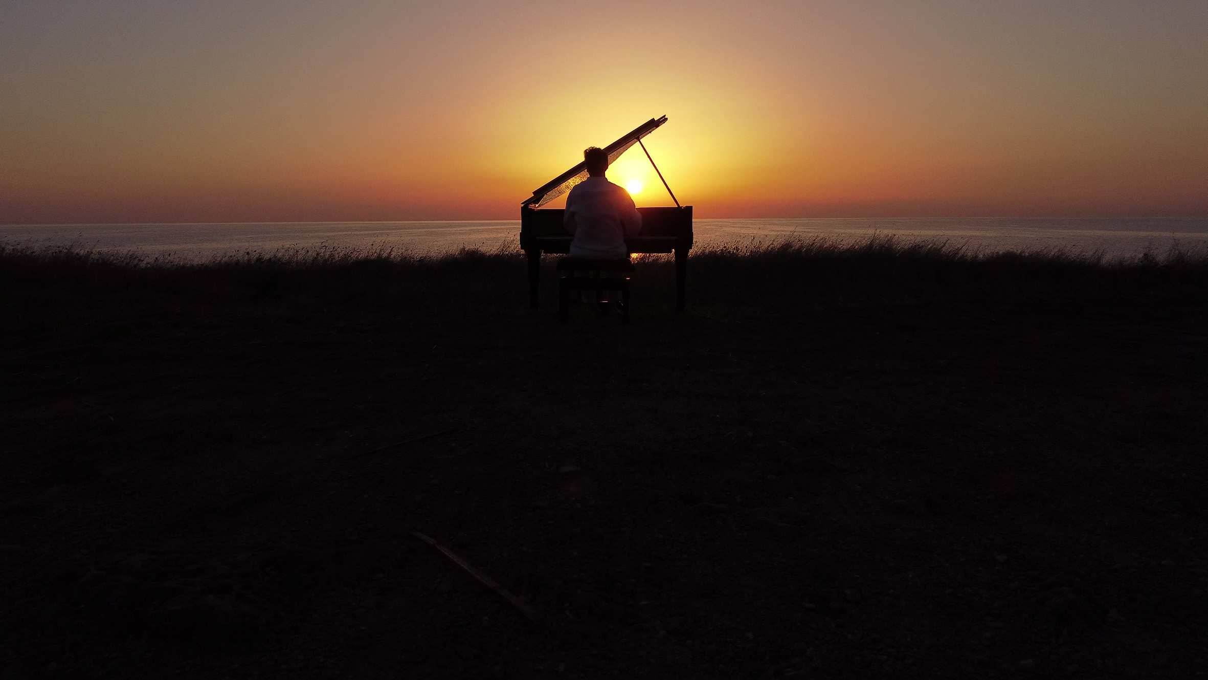 Galleria Presentato “Infinita maris”, l’ultimo lavoro del pianista Mirko Signorile - Diapositiva 10 di 11