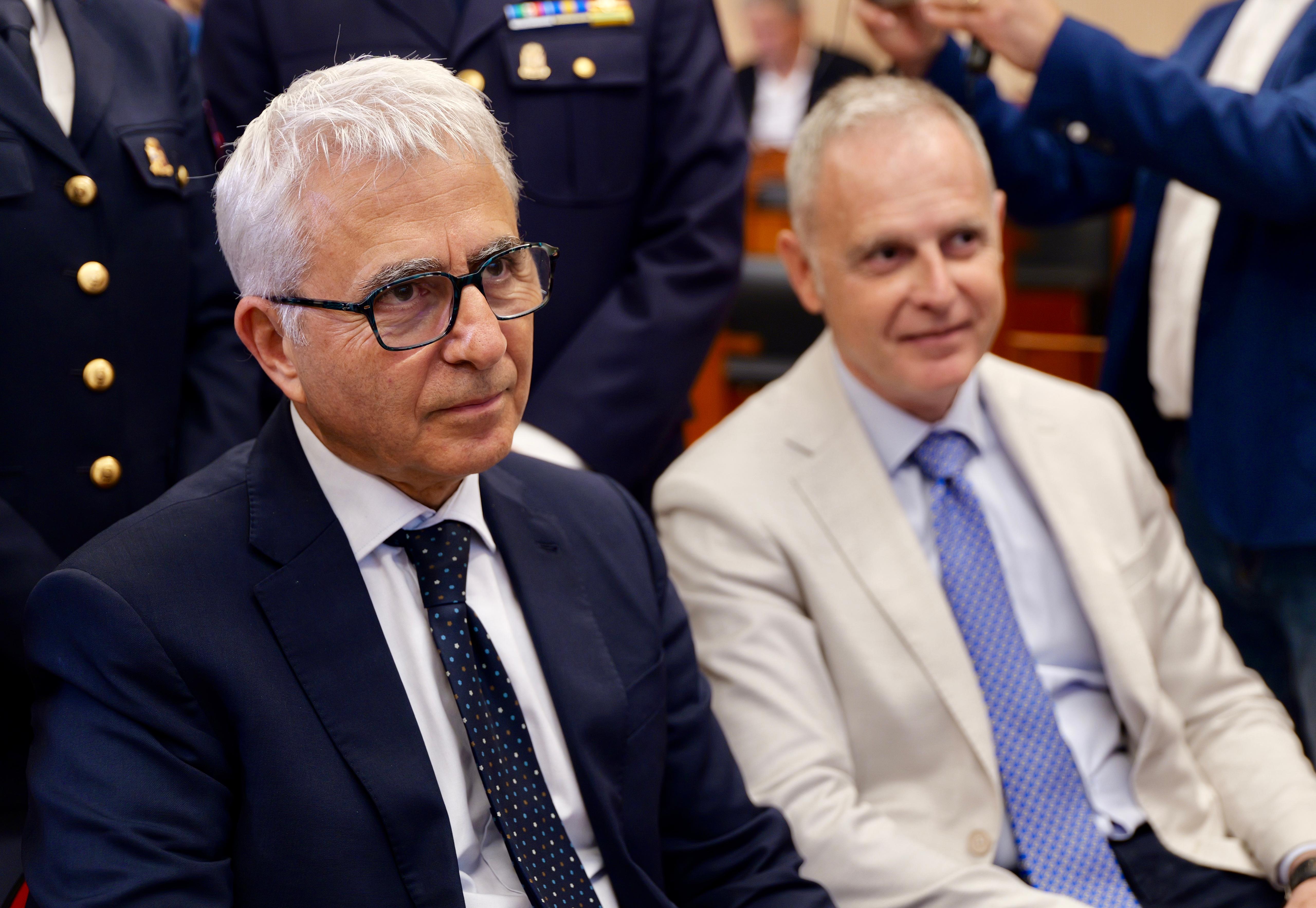 Galleria SICUREZZA INFORMATICA, SIGLATO IL PROTOCOLLO D’INTESA TRA REGIONE PUGLIA E POLIZIA DI STATO PER LA PREVENZIONE DEI CRIMINI INFORMATICI SUI SISTEMI REGIONALI E DELLE TRUFFE ONLINE - Diapositiva 4 di 10