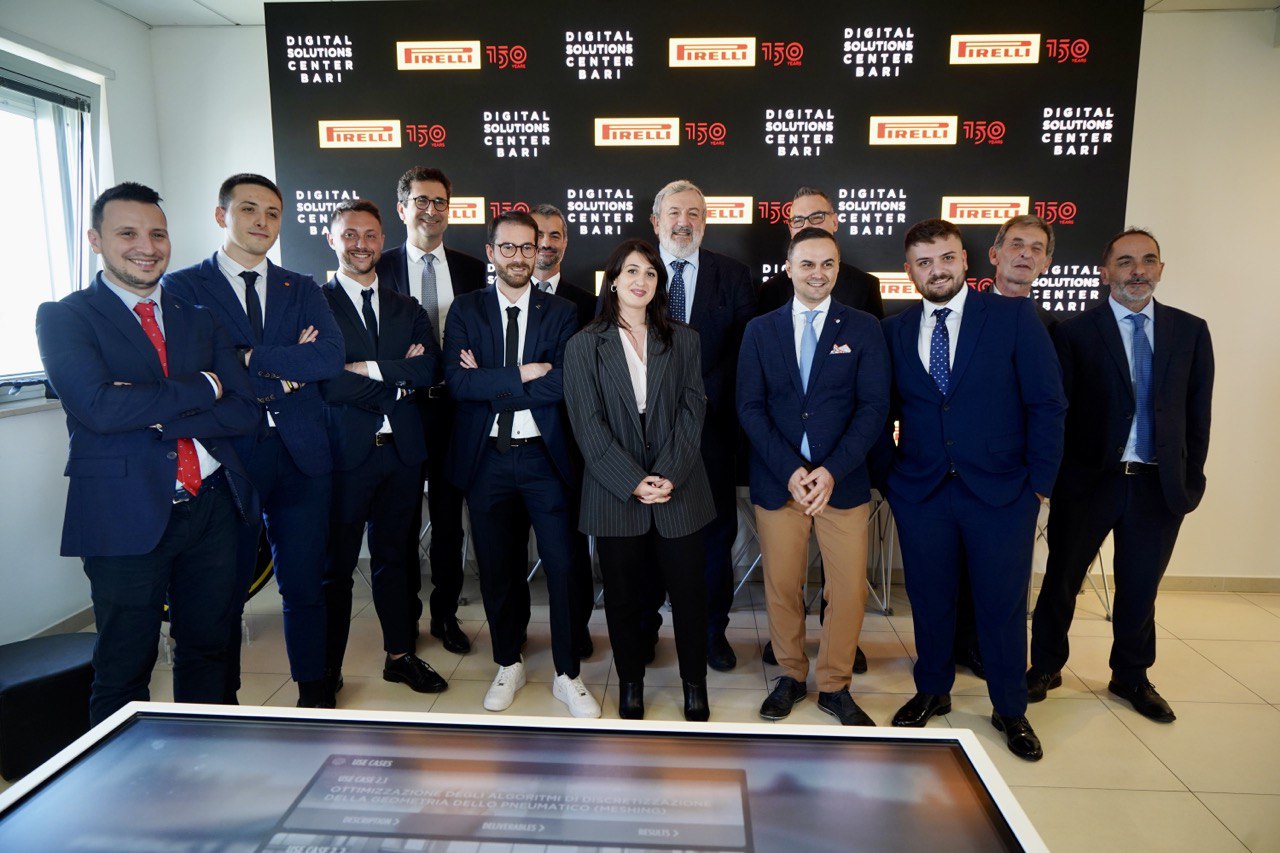 Galleria PIRELLI: PRESENTATO IL ‘DIGITAL SOLUTIONS CENTER’ DI BARI - Diapositiva 13 di 16