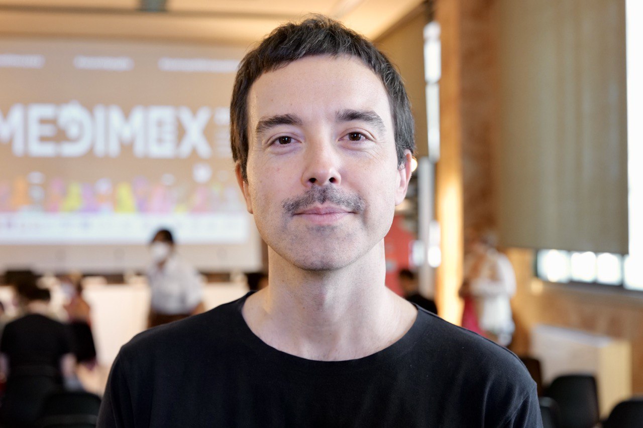 Galleria Medimex, Emiliano e Zingaretti: uniamo le forze per iniziare una collaborazione interregionale, musicale e giovanile - Diapositiva 1 di 10