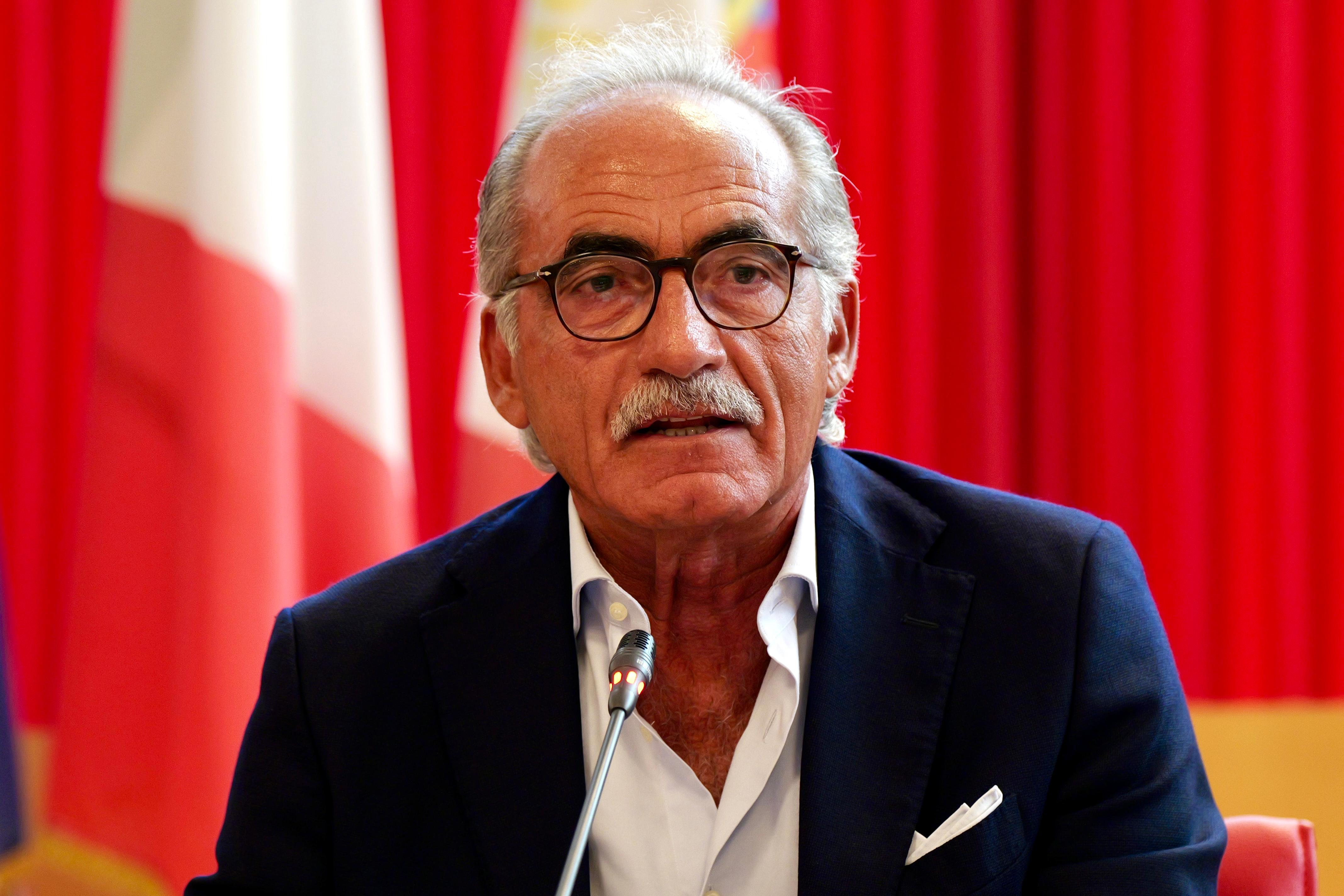 Galleria Audizione commissari ex Ilva, Emiliano: 