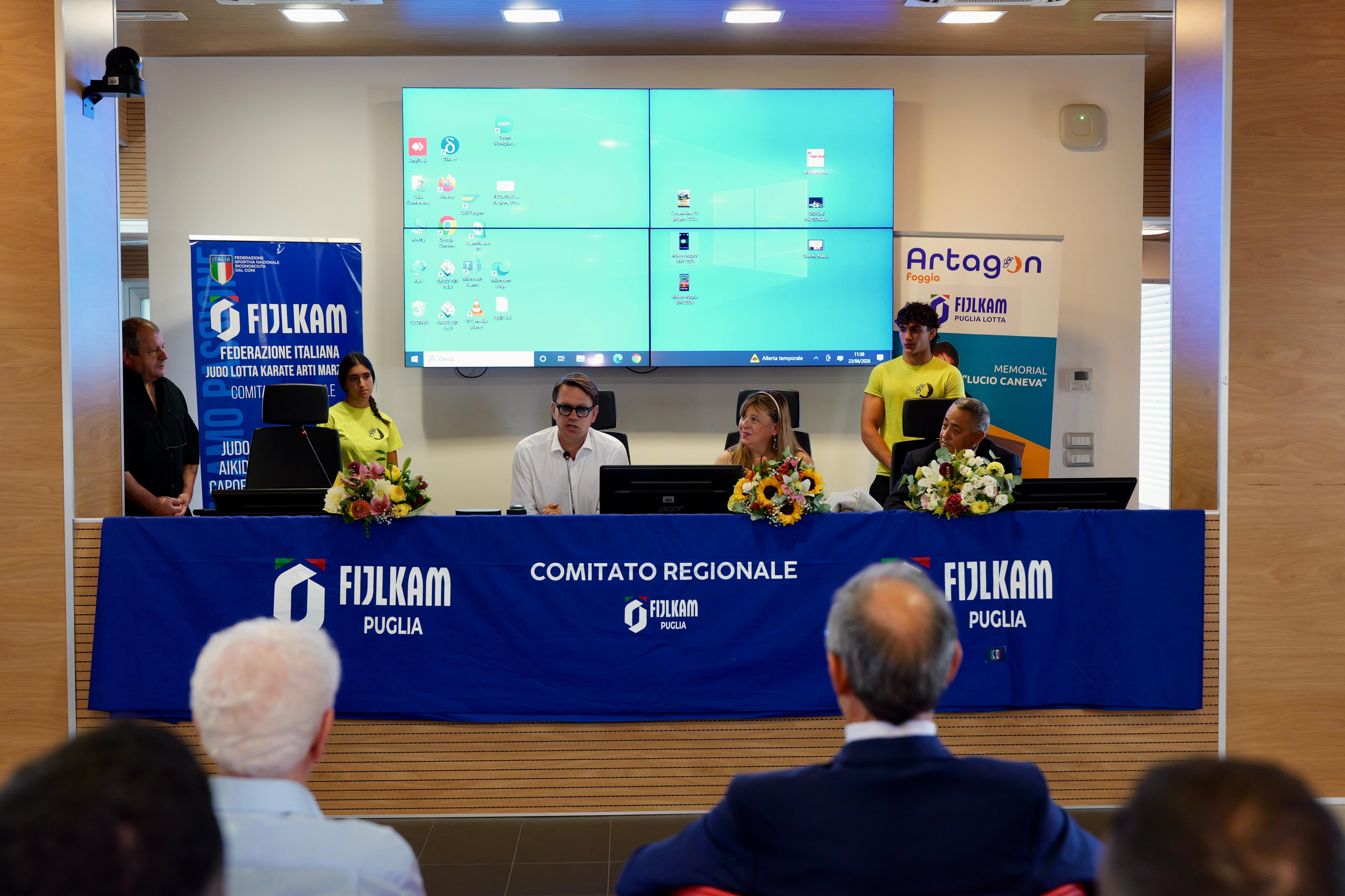 Galleria Trofeo Apulia Beach Wrestling - Memorial Lucio Caneva, presentata in conferenza stampa la settima edizione - Diapositiva 8 di 9