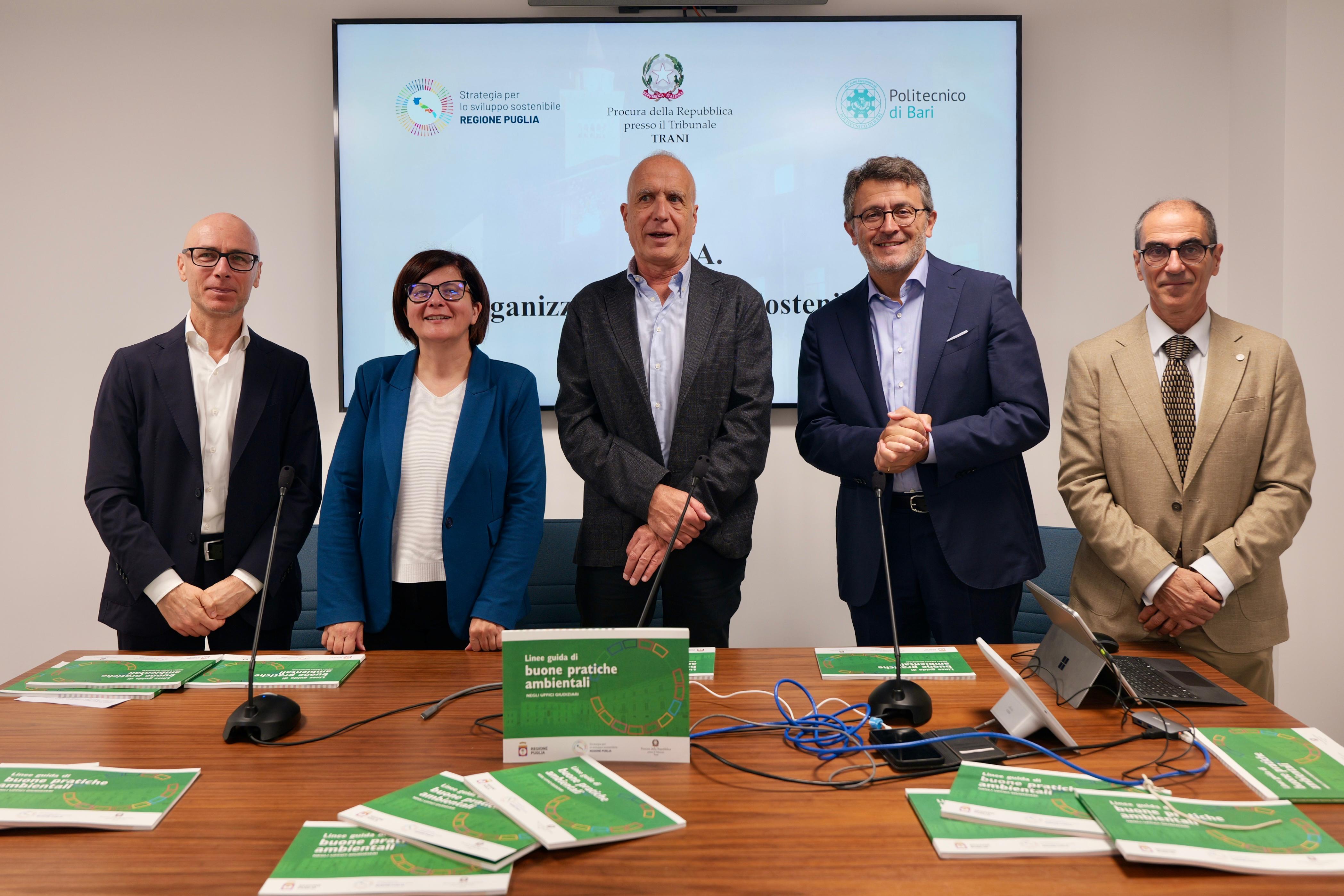 Galleria Sostenibilità ambientale negli uffici giudiziari, presentati i risultati dell’accordo tra Procura della Repubblica di Trani, Regione Puglia e Politecnico di Bari - Diapositiva 3 di 11