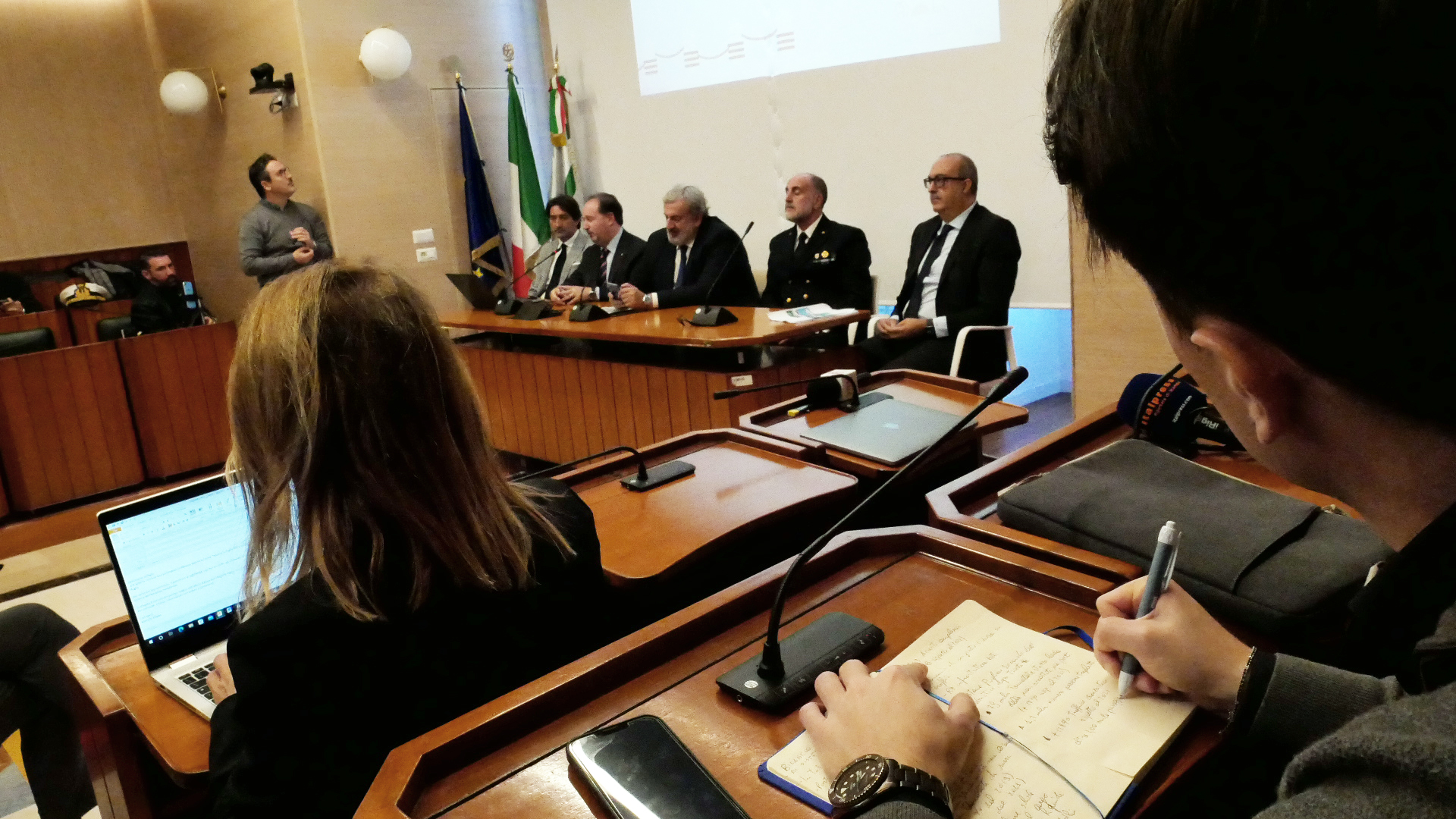 Galleria Nautica in Puglia, dati e prospettive. Emiliano: “Grazie a un costruttivo lavoro di squadra abbiamo riposizionato i porti pugliesi tra i migliori porti italiani” - Diapositiva 2 di 11