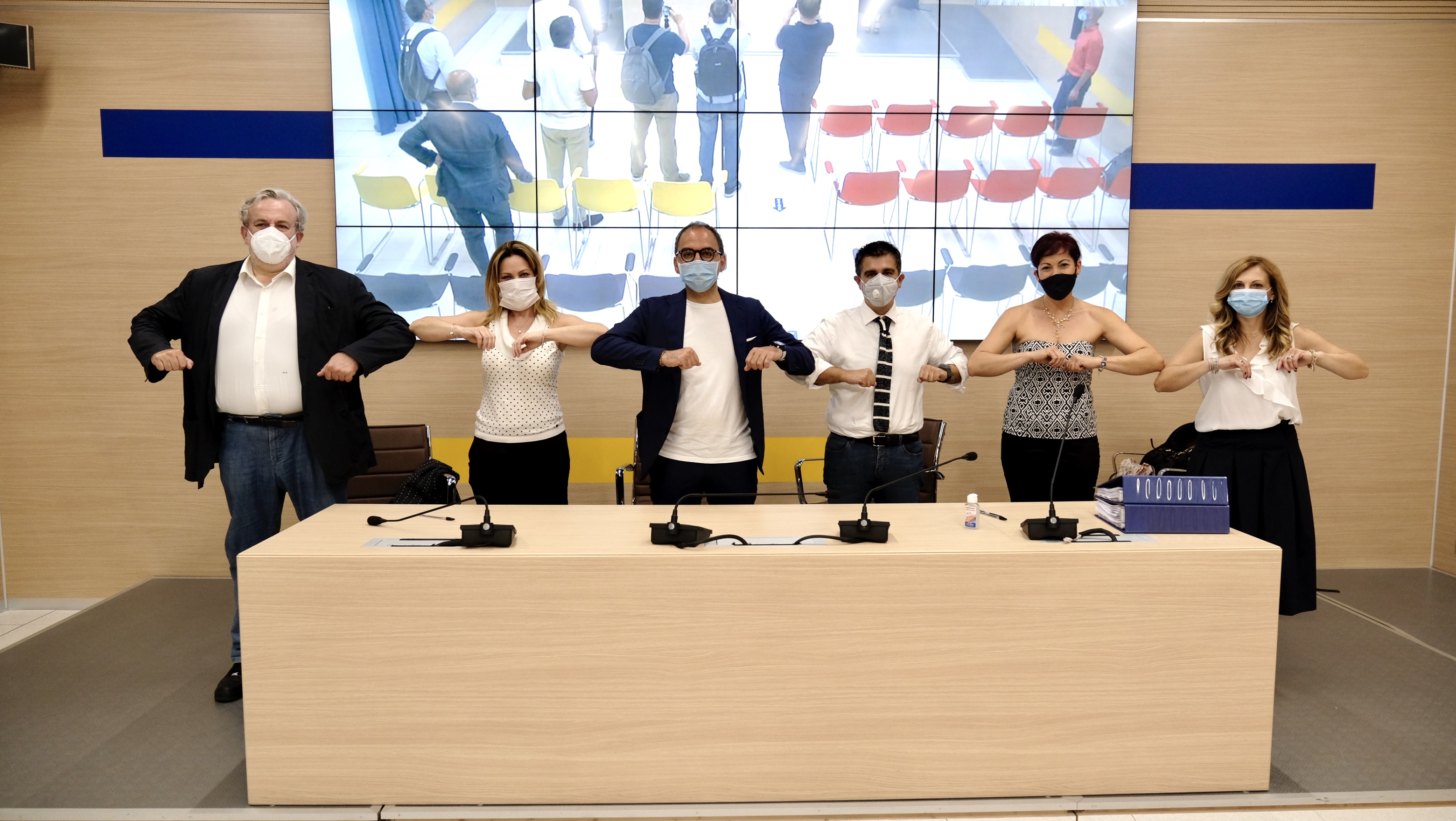 Galleria Potenziamento del patrimonio dell’impiantistica sportiva, graduatoria definitiva anno 2019. Emiliano e Piemontese incontrano le Amministrazioni. Oggi stipulato l’accordo preliminare alla sottoscrizione - Diapositiva 13 di 14