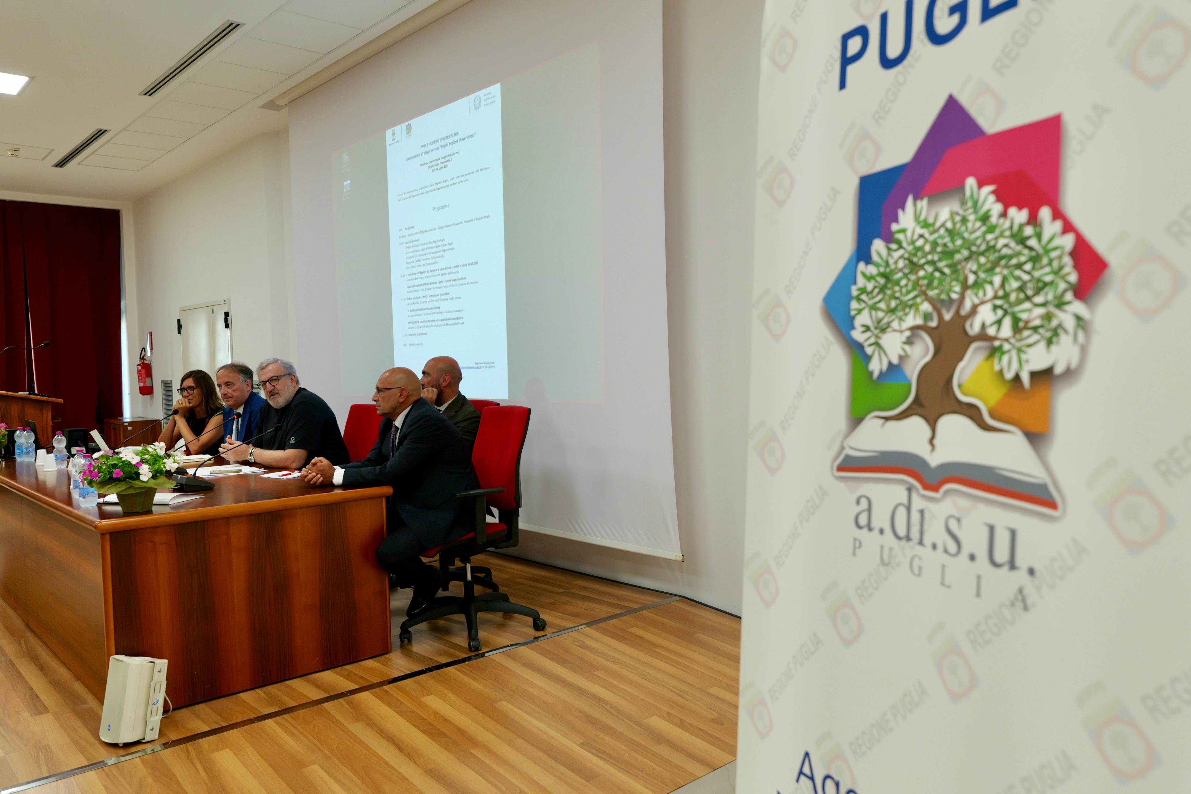 Galleria PNRR e nuovi alloggi universitari, nuove sfide per la Puglia tra sostenibilità, innovazione e qualità della vita - Diapositiva 2 di 8