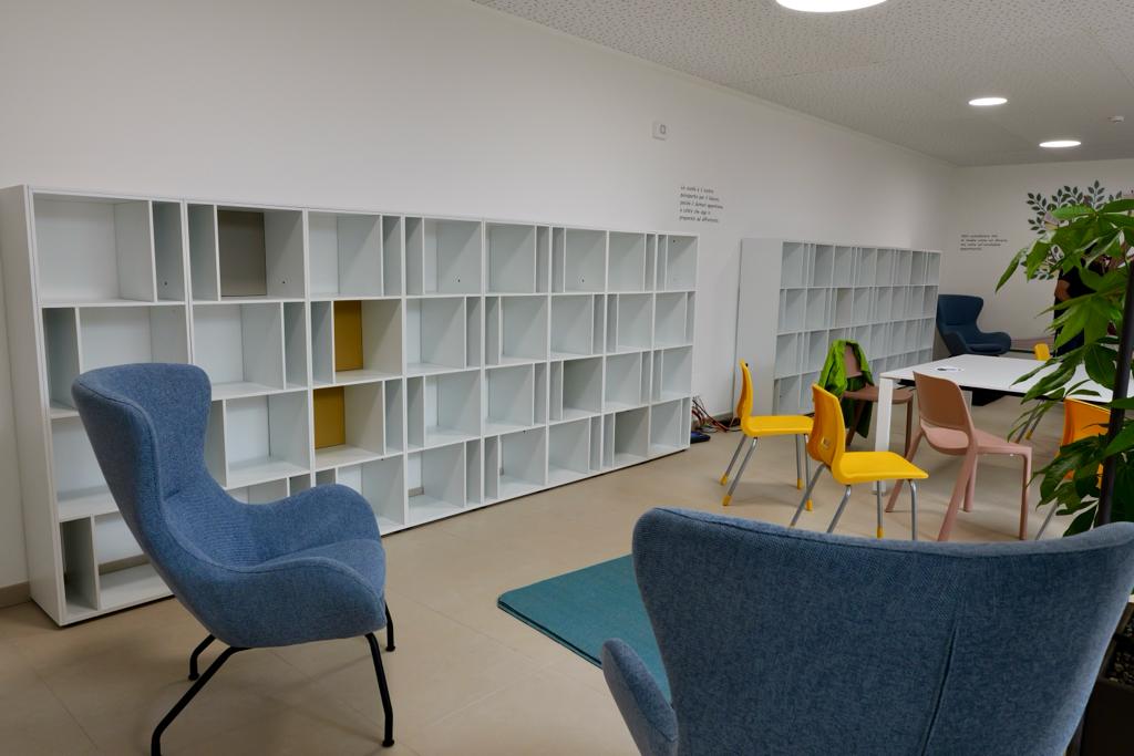 Galleria L’assessore Leo all’inaugurazione della nuova scuola innovativa ed ecosostenibile a Bitetto - Diapositiva 10 di 22