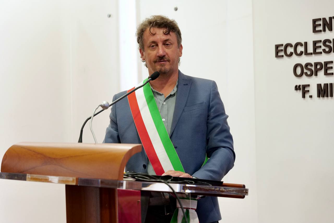 Galleria Emiliano, Palese e Montanaro al Miulli: “Al via l’iter per il riconoscimento di azienda universitaria” - Diapositiva 19 di 21