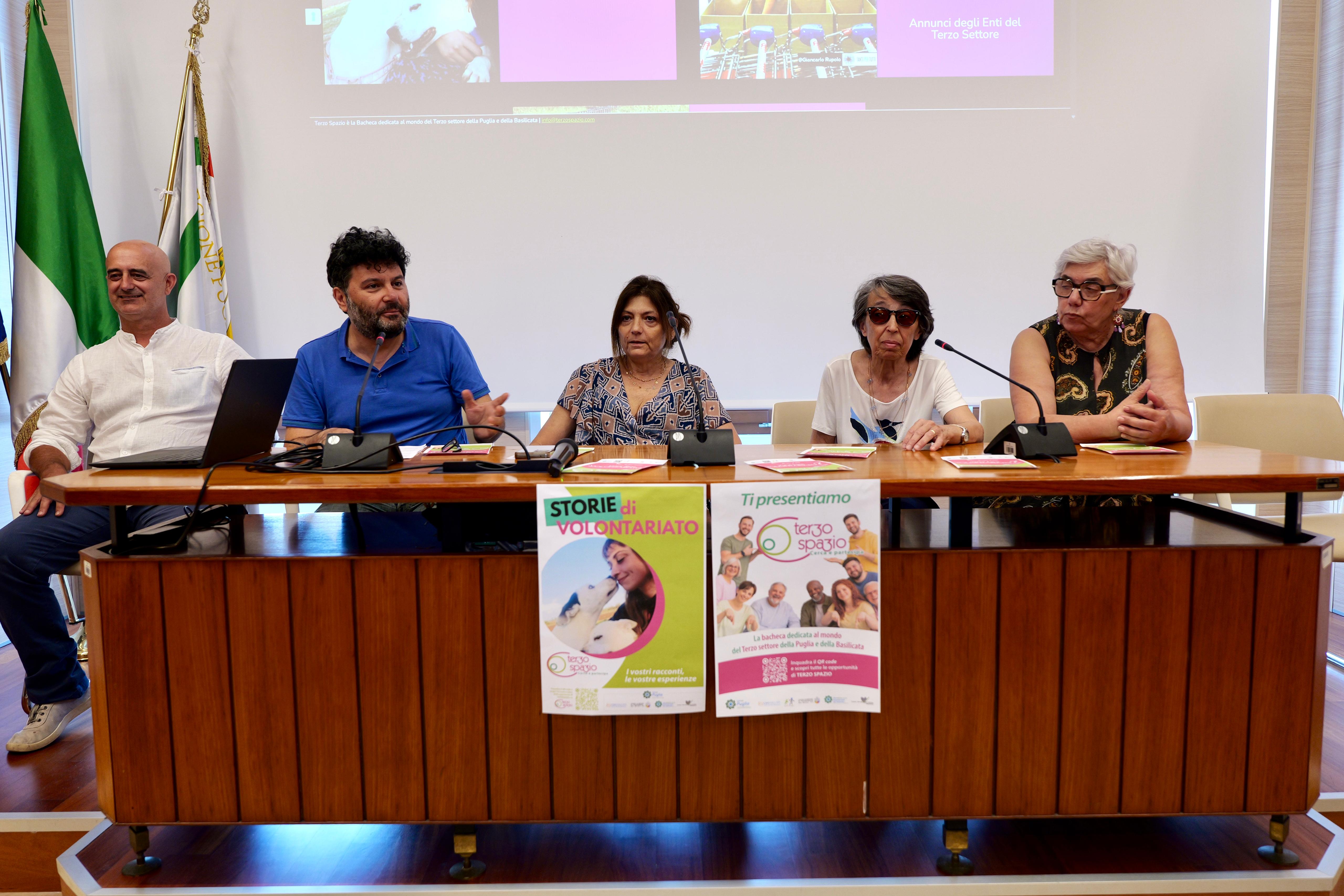 Galleria Presentata la nuova piattaforma digitale interregionale per il volontariato “Terzo Spazio” - Diapositiva 2 di 4