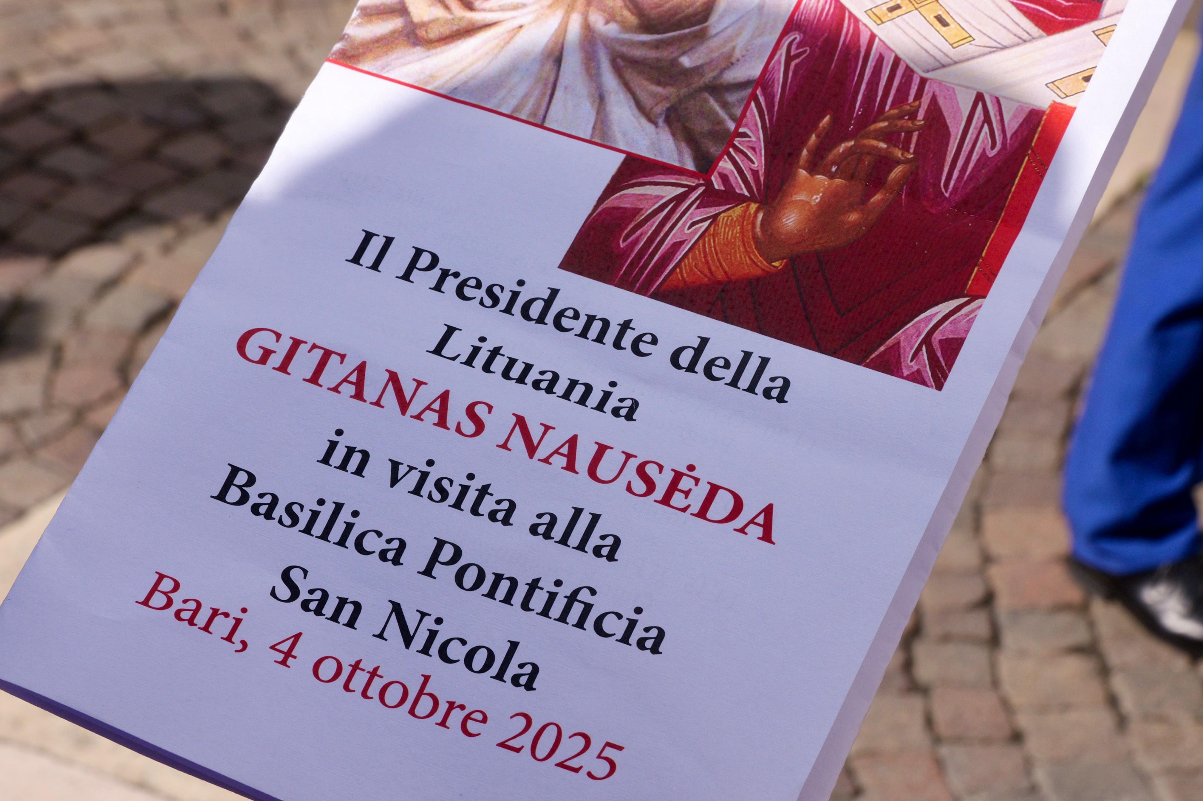 Galleria EMILIANO ACCOGLIE IL PRESIDENTE DELLA REPUBBLICA DI LITUANIA NAUSĖDA - Diapositiva 11 di 14