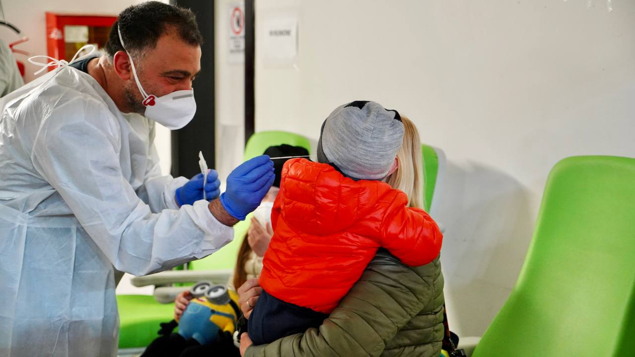 Galleria Emergenza Ucraina: accolti 23 profughi nel Centro vaccinale di Valenzano (Ba) - Diapositiva 21 di 38