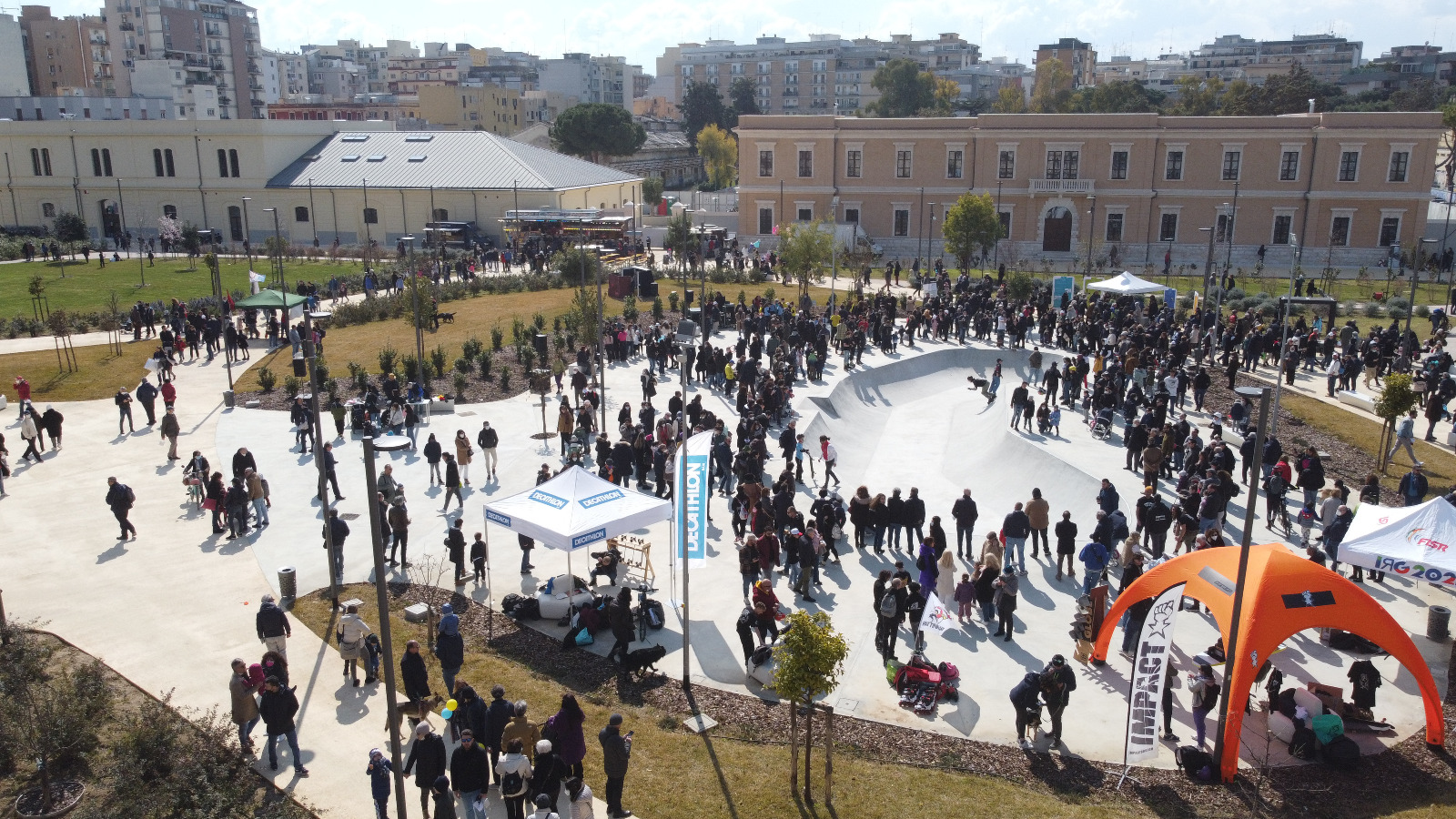 Galleria Apertura nuovo Parco Rossani, Emiliano: 