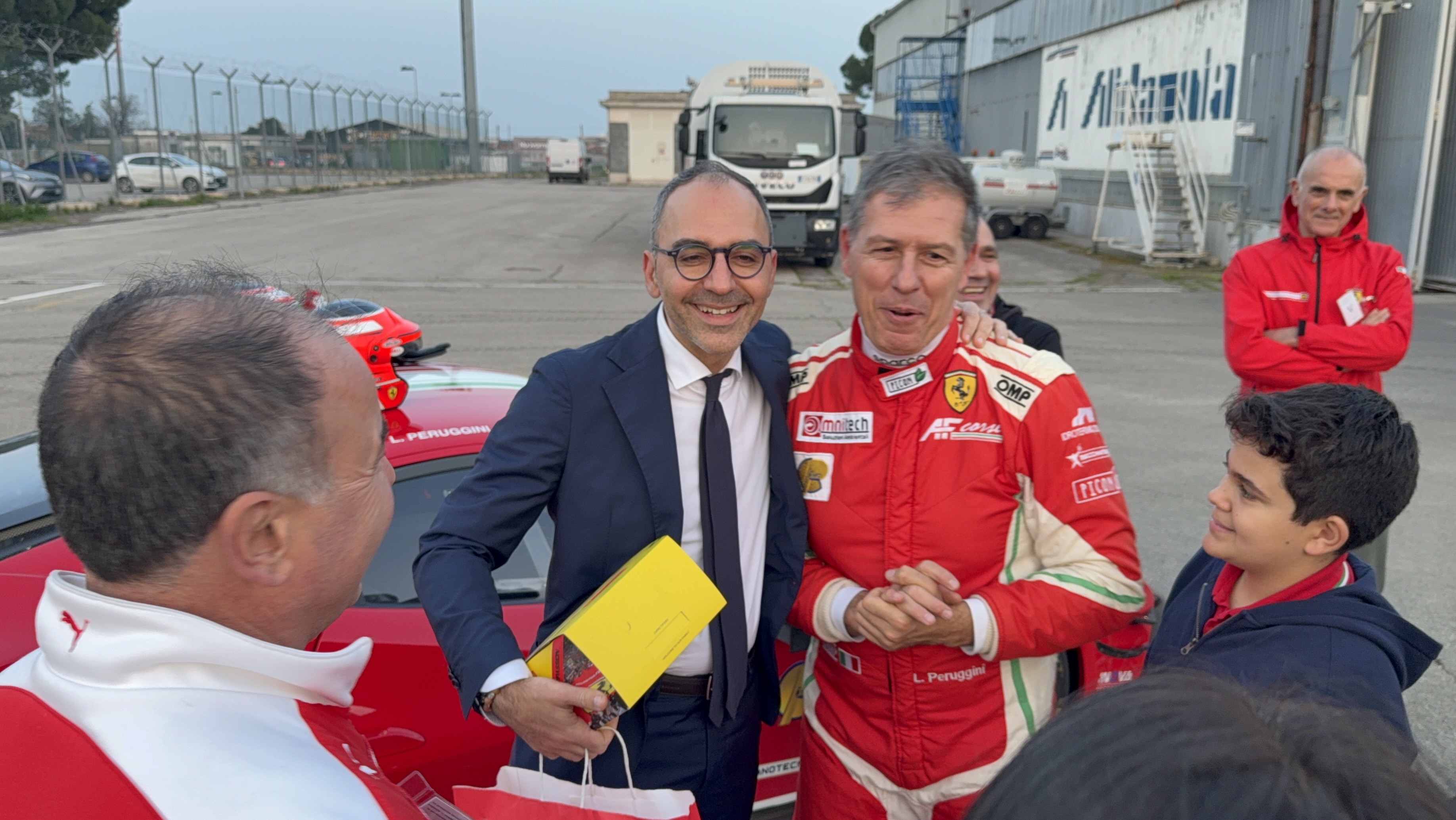 Galleria Test Ferrari ad alta velocità sulla pista dell'aeroporto di Foggia - Diapositiva 7 di 8