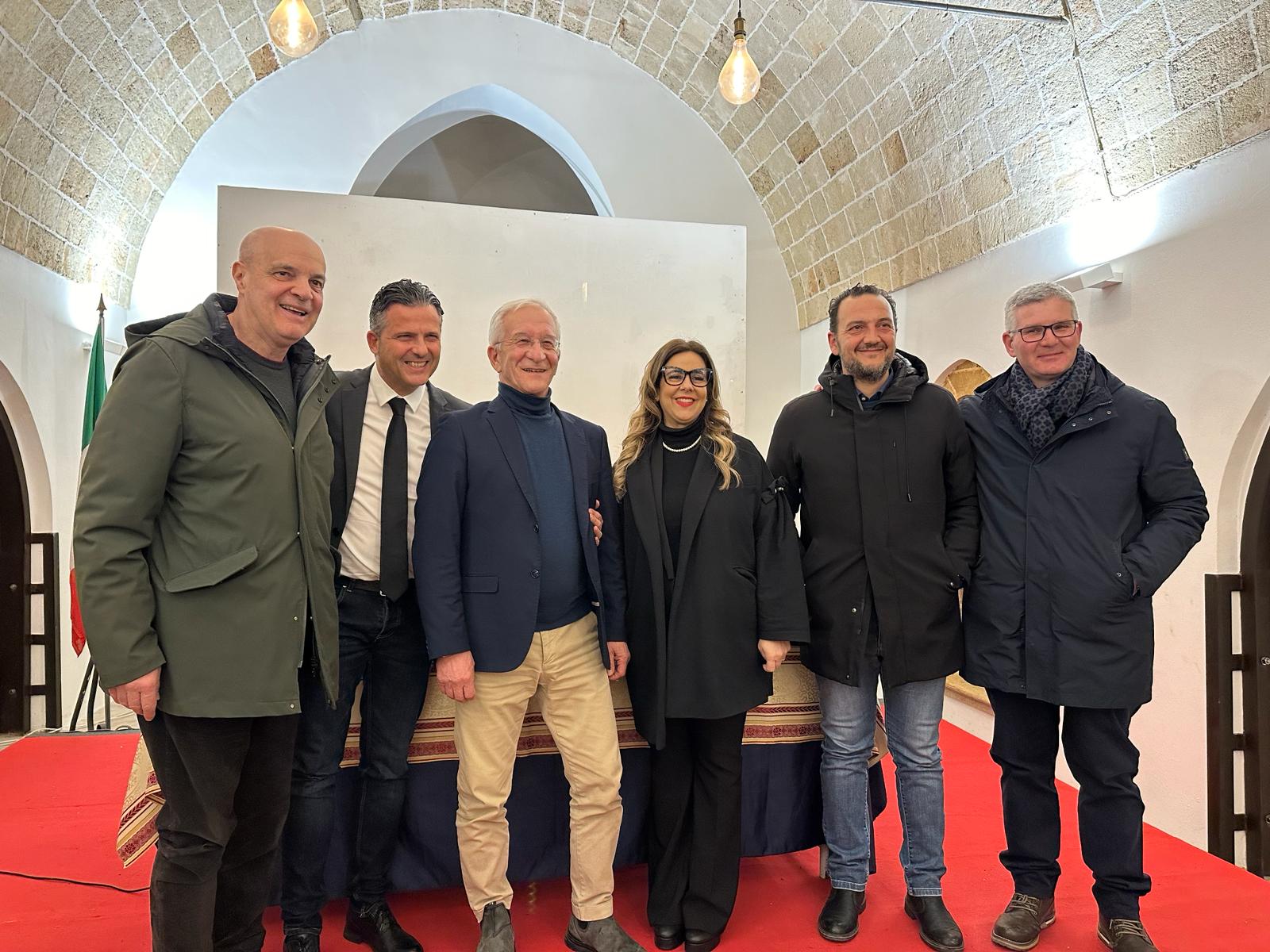 Galleria Trasporti, Maurodinoia e sindaci del Nord Salento uniti per chiedere a MIT e Anas 4 corsie sulla strada Bradanico-Salentina - Diapositiva 4 di 4