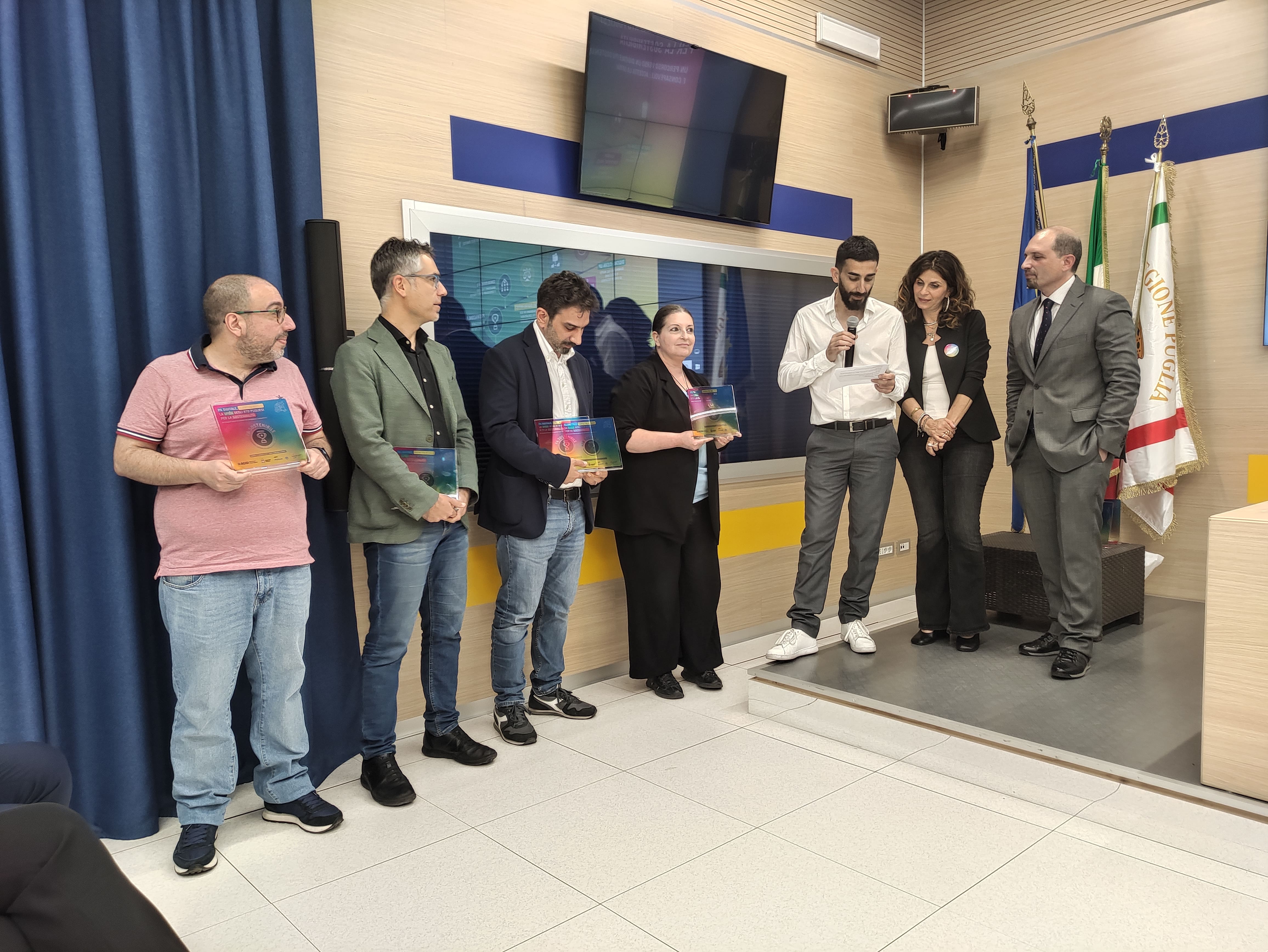 Galleria “PA Digitale, Impatto Reale” i vincitori della sfida tra i Responsabili della Transizione Digitale della Puglia in ottica di sostenibilità ambientale  &nbsp; - Diapositiva 12 di 13